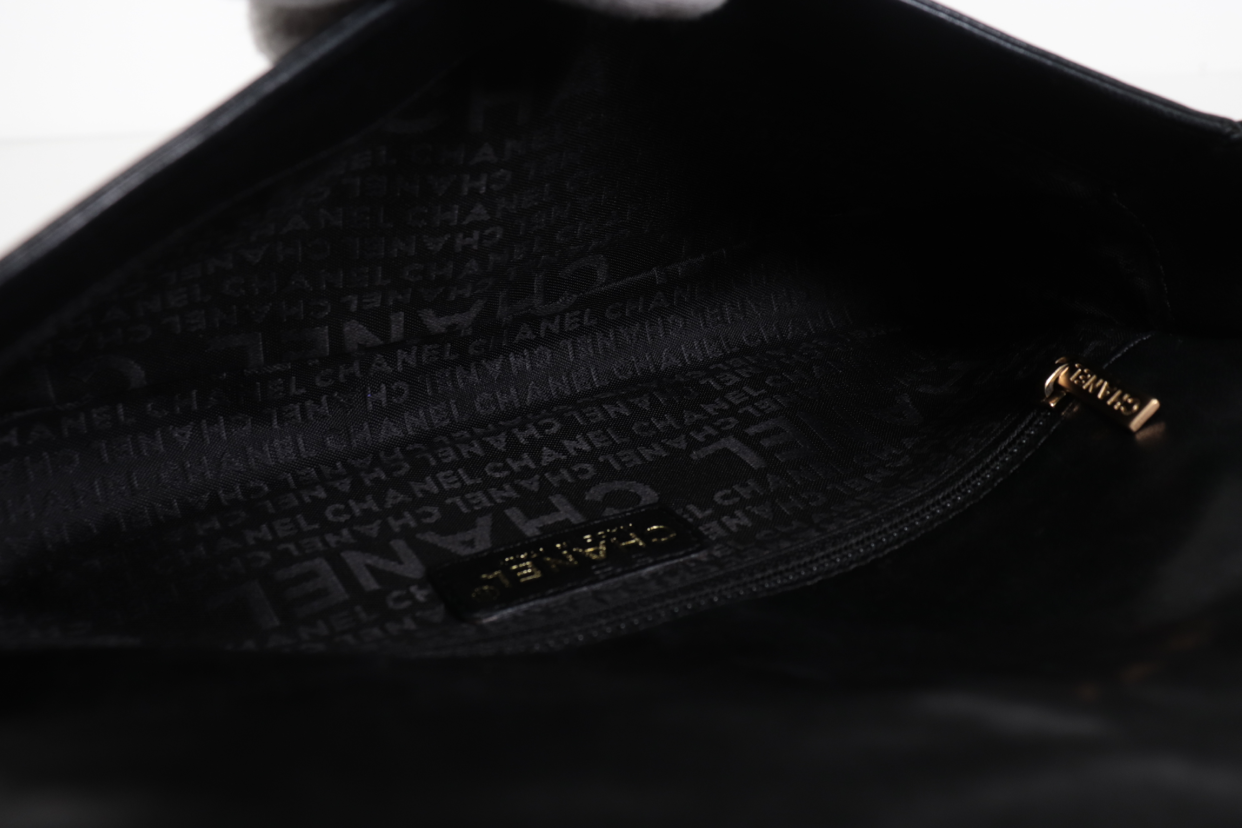 Chocolate Bar Rum One Shoulder Bag (No. 8) — view 9