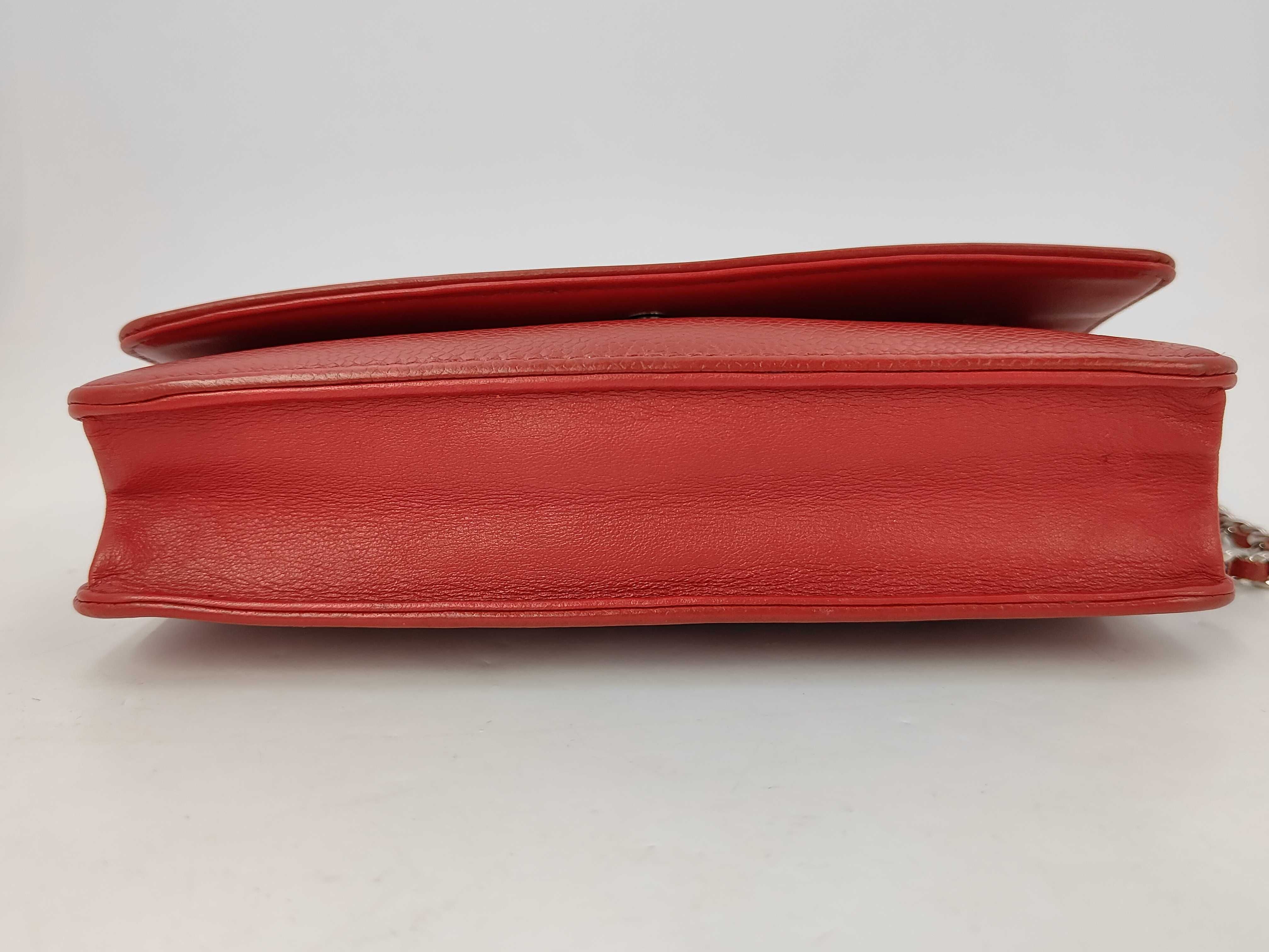 Matelassé Chain Wallet Shoulder Bag — view 4