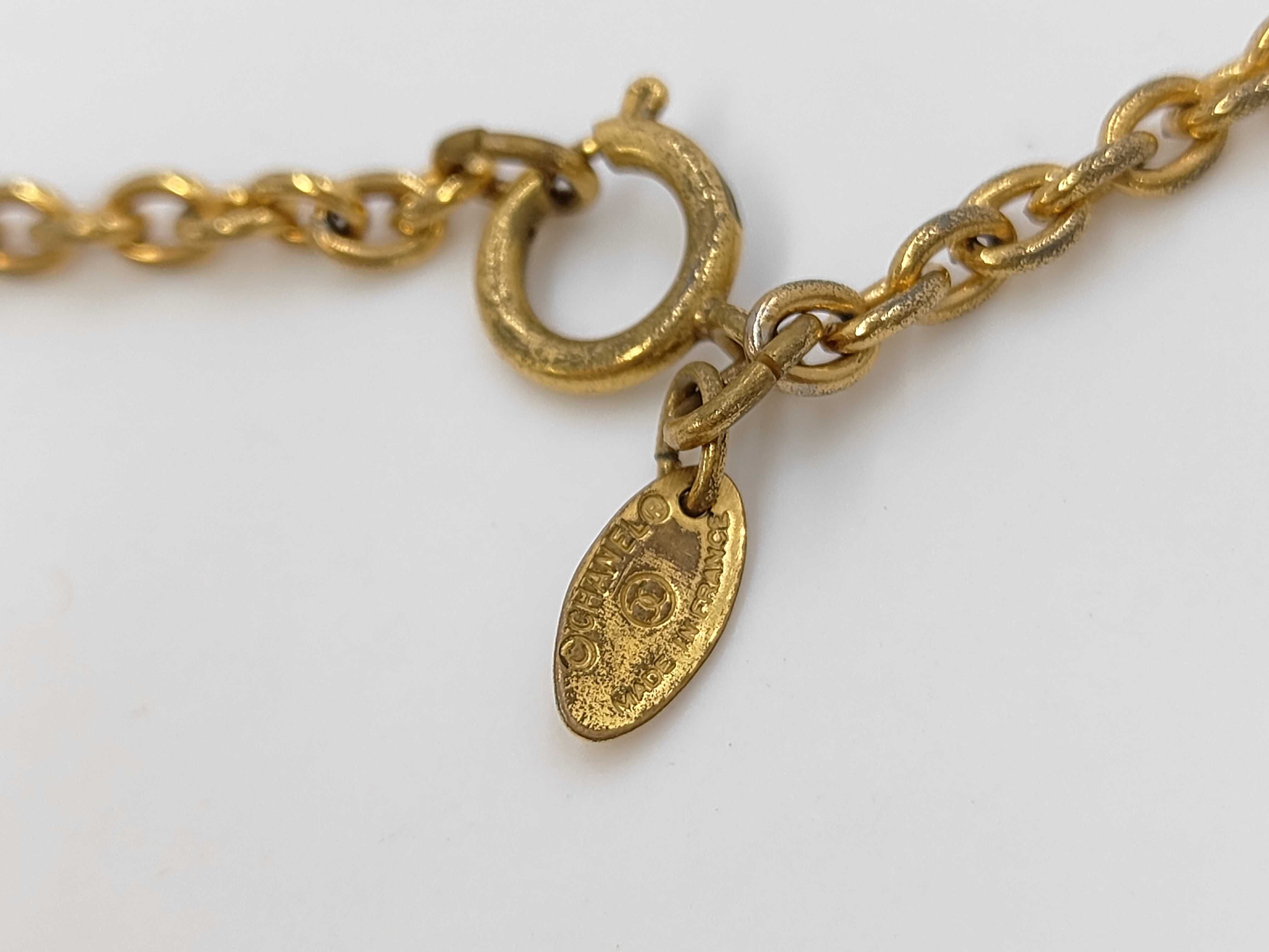 Coco Gold Circle Necklace — view 4