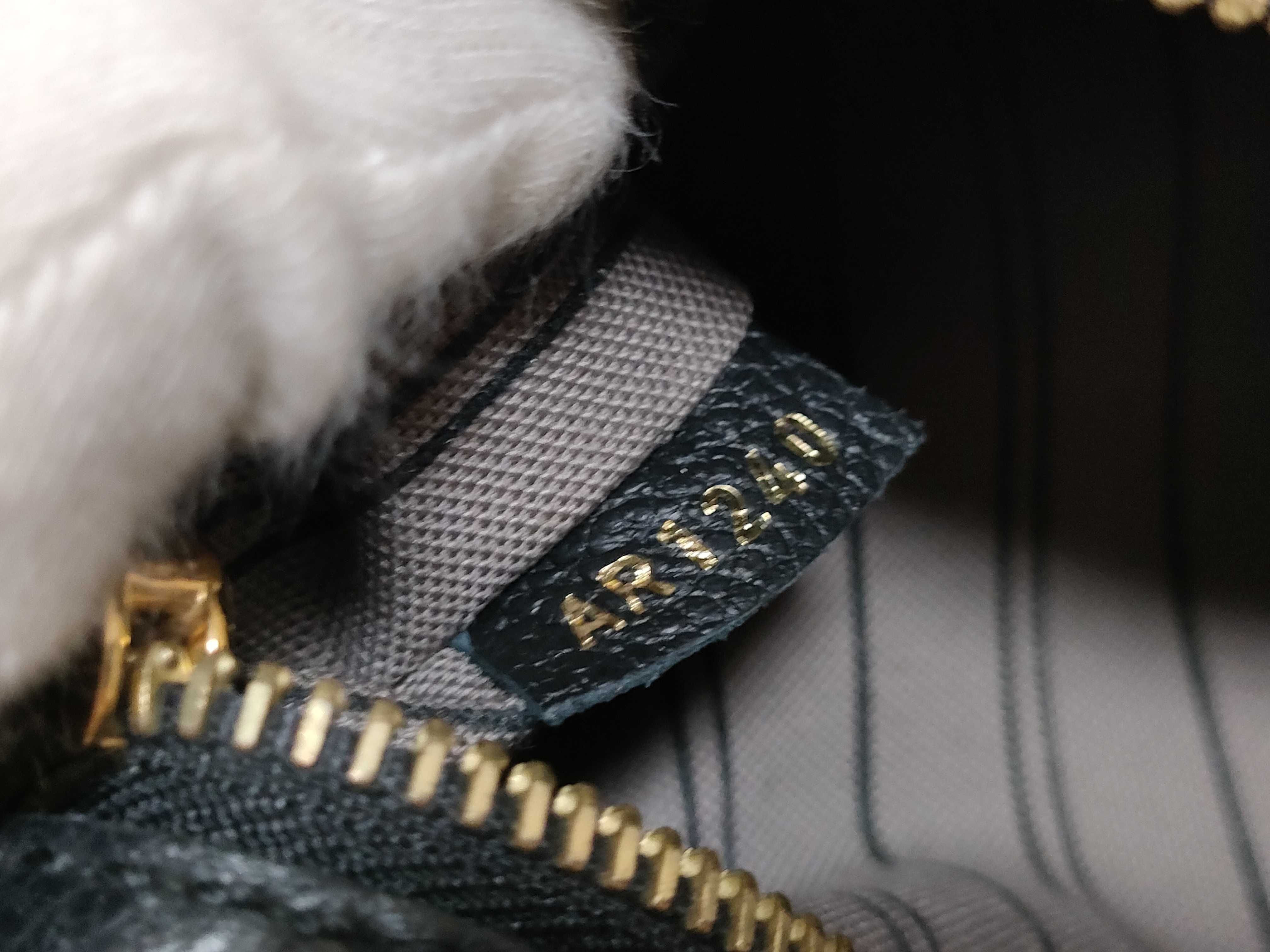 Monogram Empreinte Pochette Métis MM M41487 AR1240 Black Handbag (Shoulder strap not included) — view 13