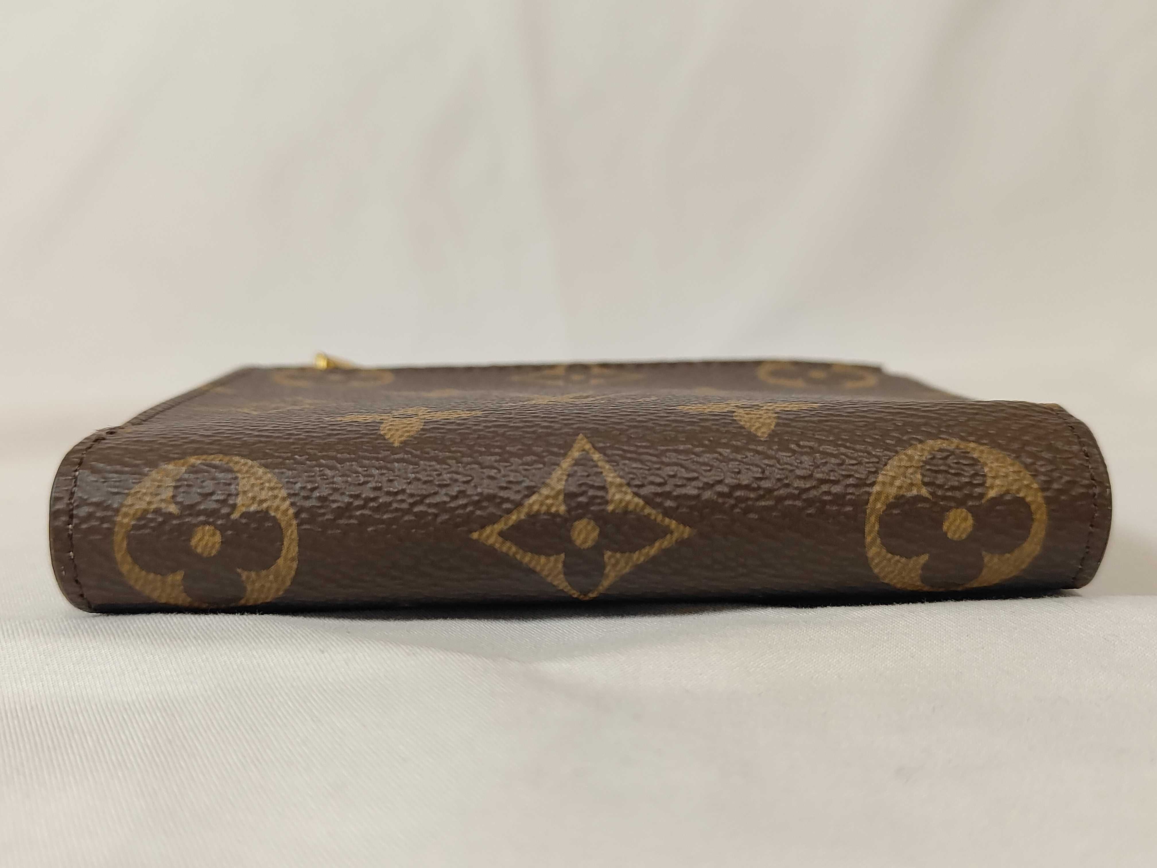 Monogram Portefeuille Lisa Asnières Green Bi-fold Wallet RFID M25693 Wallet — view 3