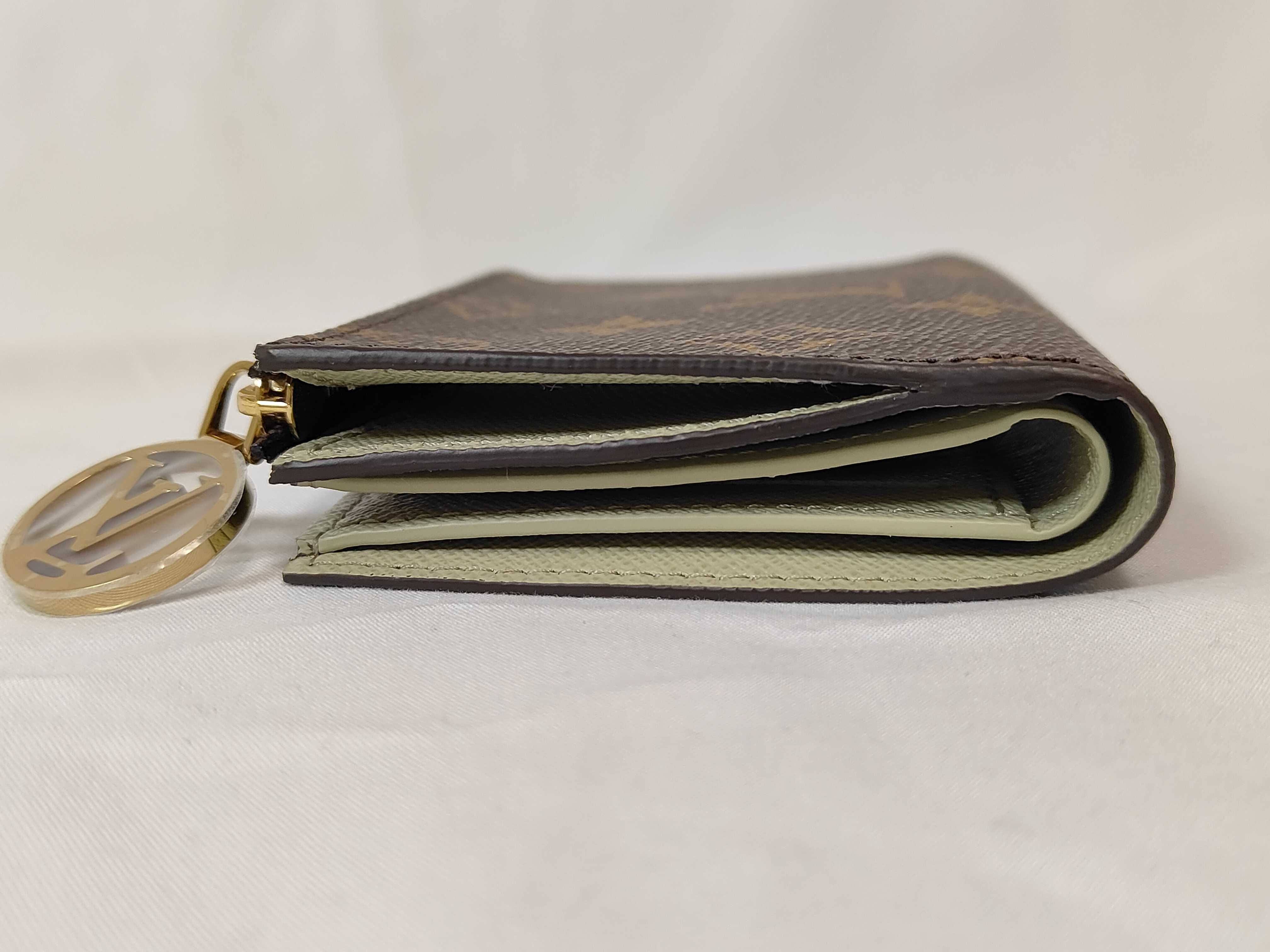 Monogram Portefeuille Lisa Asnières Green Bi-fold Wallet RFID M25693 Wallet — view 4