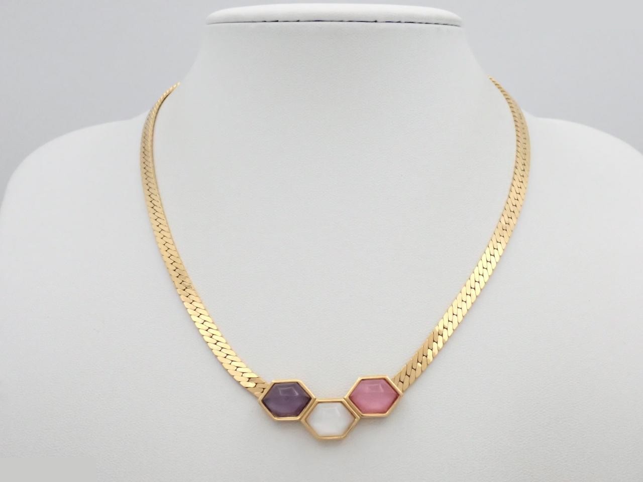 Other line: Precious metals, necklaces, pendants, neck circumference approximately 41 cm. — view 3