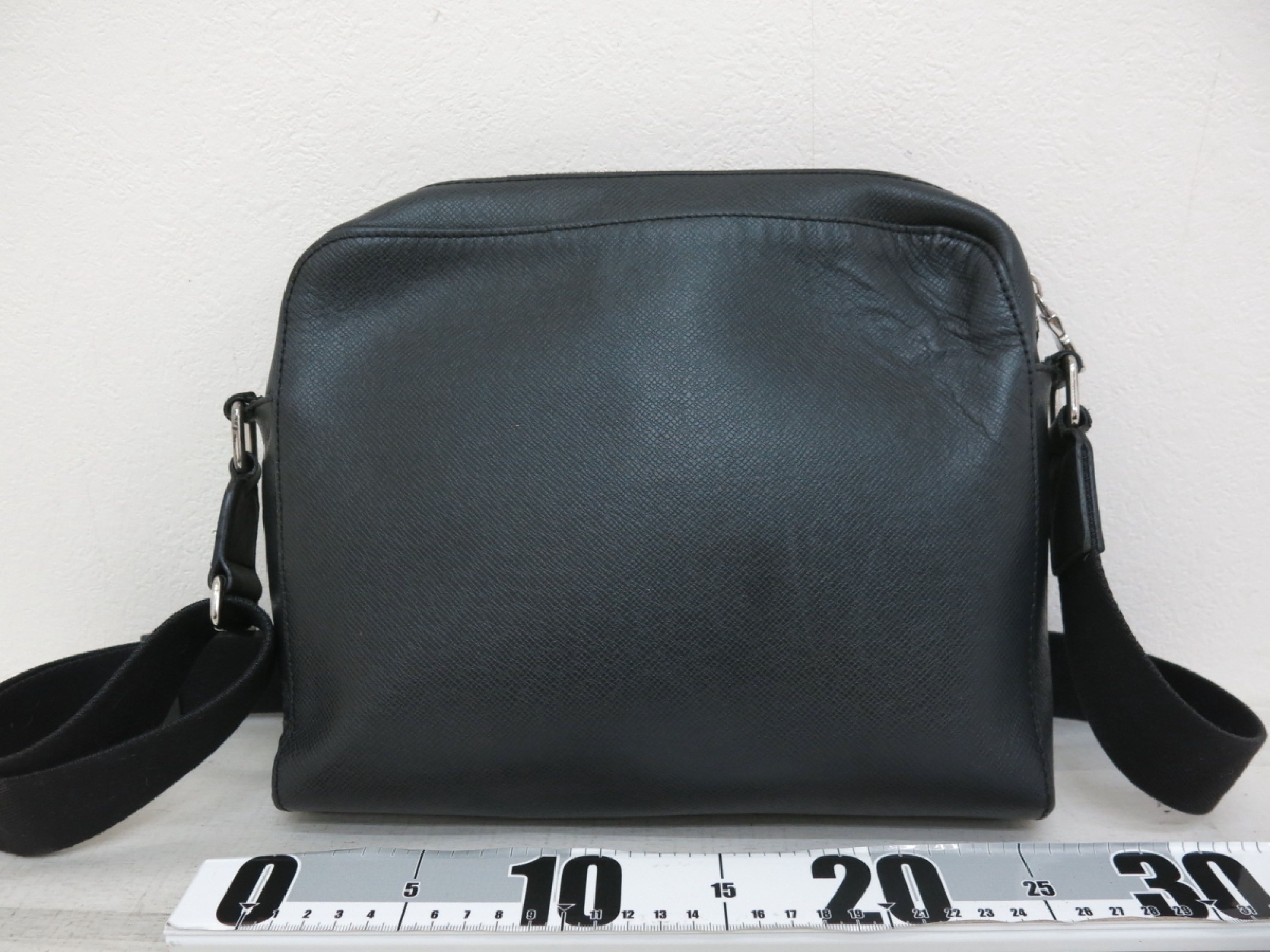 Taiga Anton CA0157 Shoulder Bag — view 2