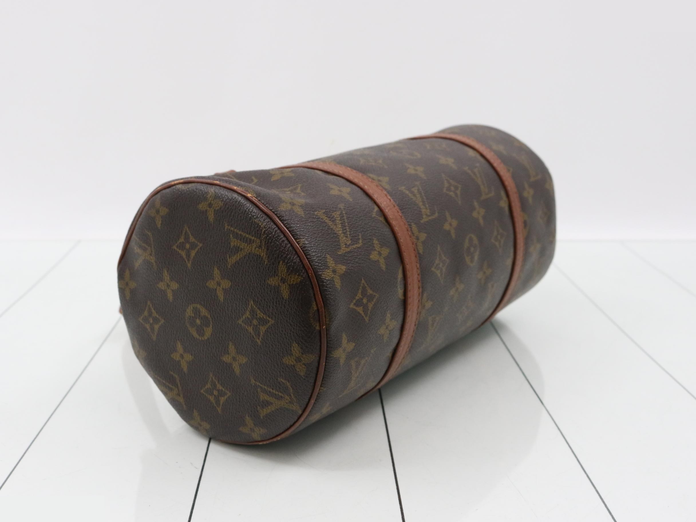 Old Papillon 30 with pouch, Monogram — view 5
