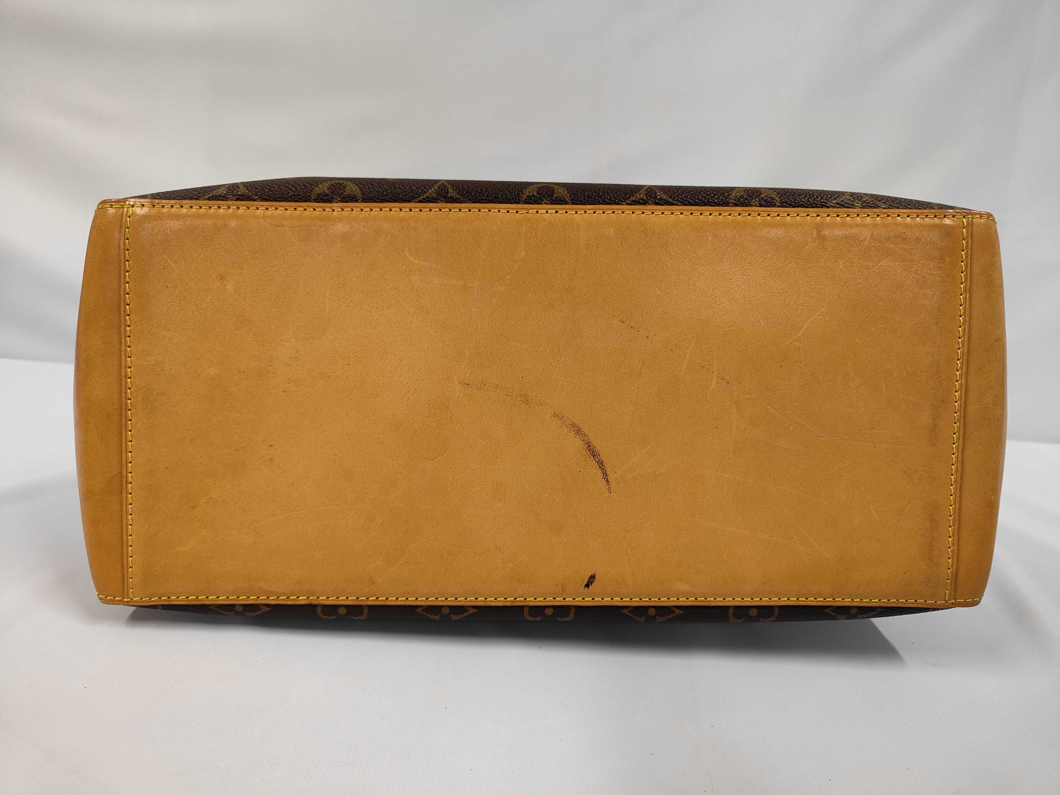 Monogram Cabas Mezzo M51151 Shoulder Bag — view 3