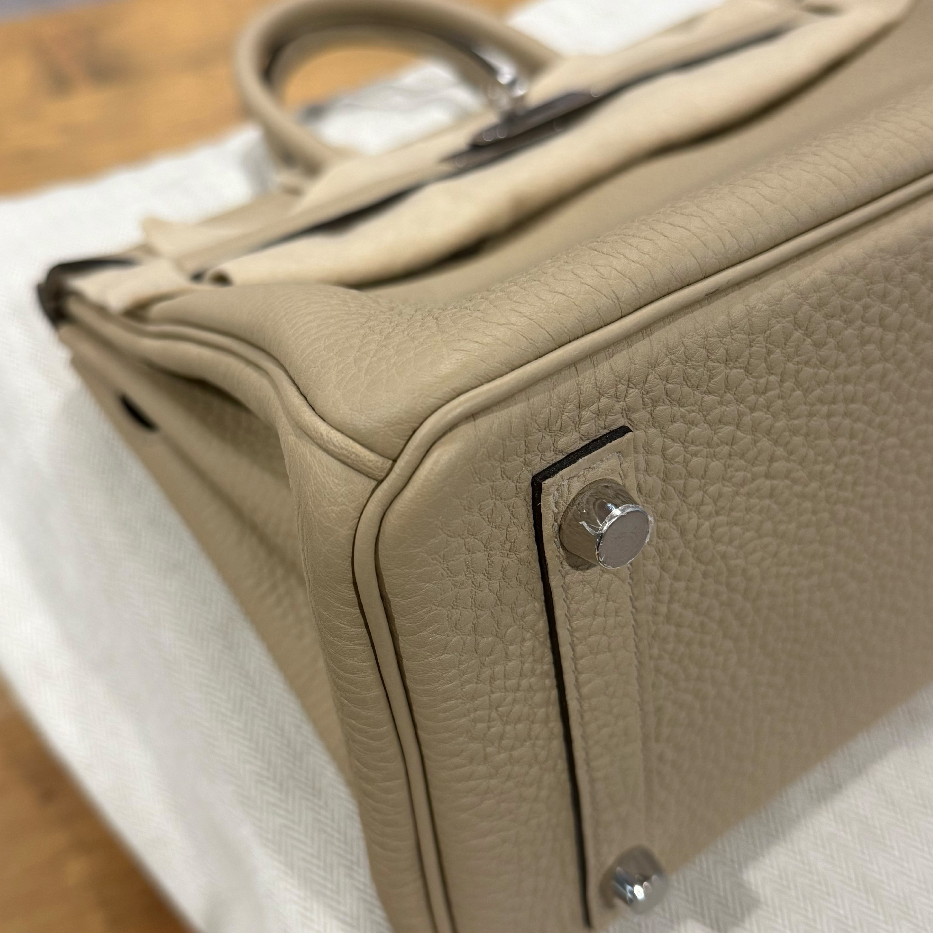 Birkin25 Trench Togo PHW K Stamp Handbag — view 5