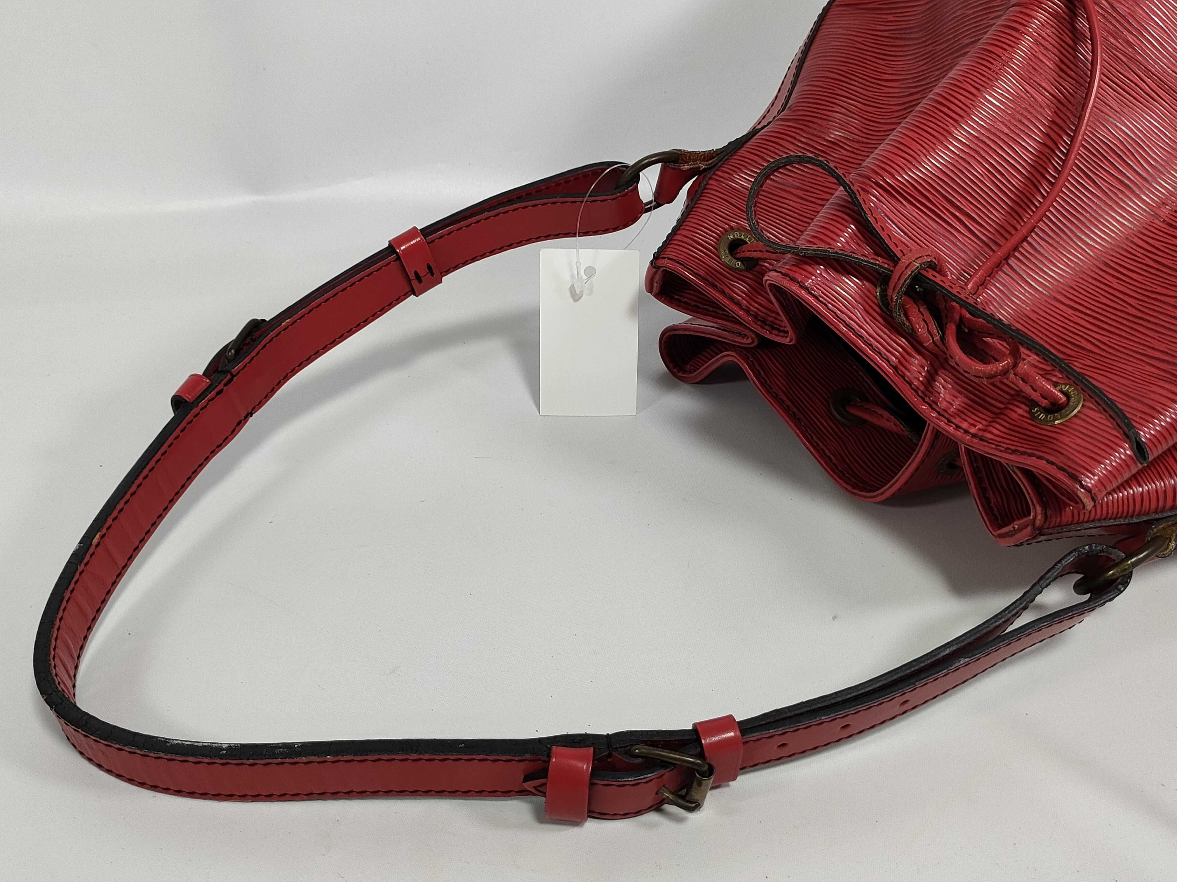 Epi Petit Noé Red Shoulder Bag — view 3