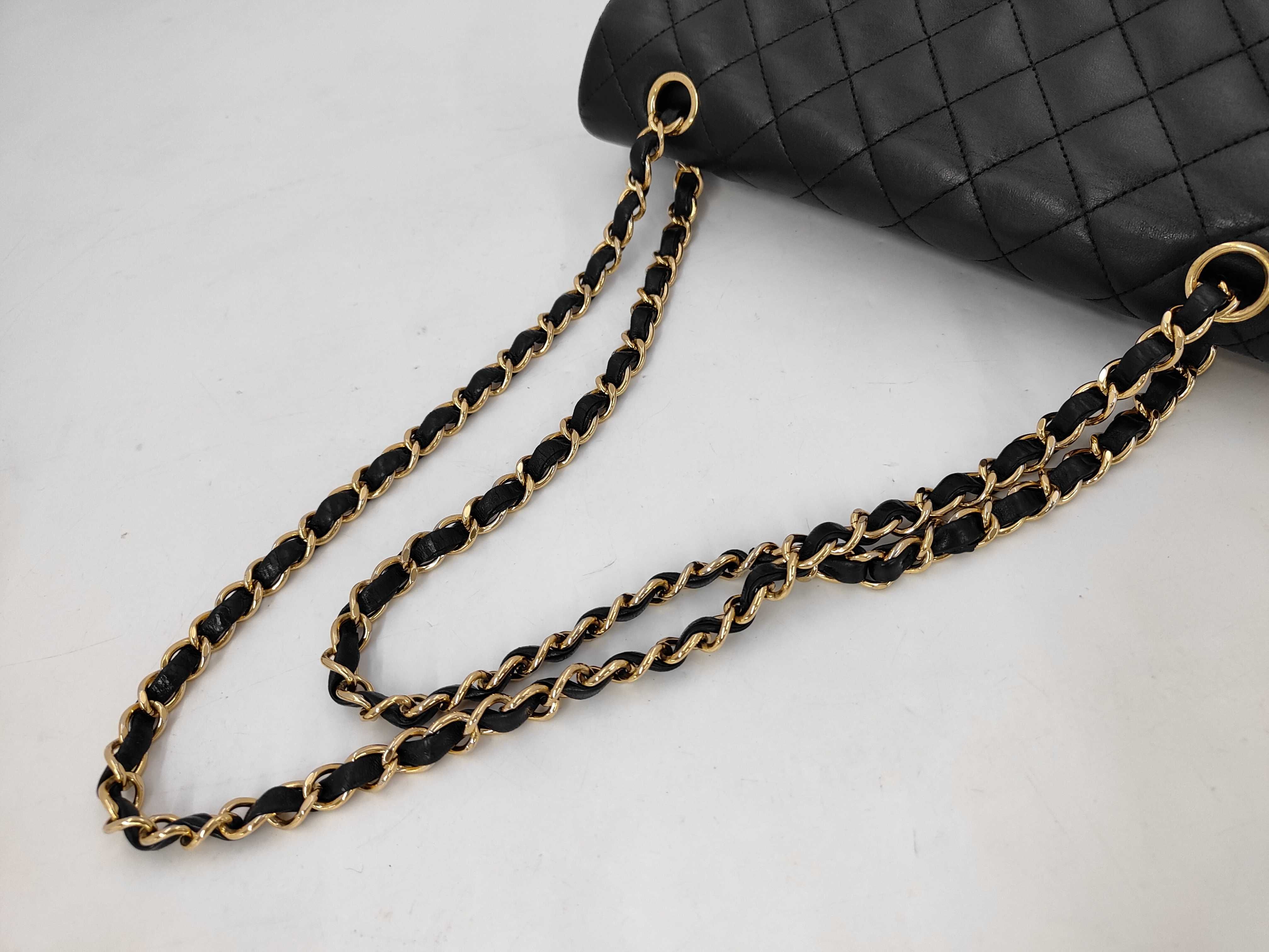 Matelassé Classic Flap Shoulder Bag (Serial Number 19) — view 3