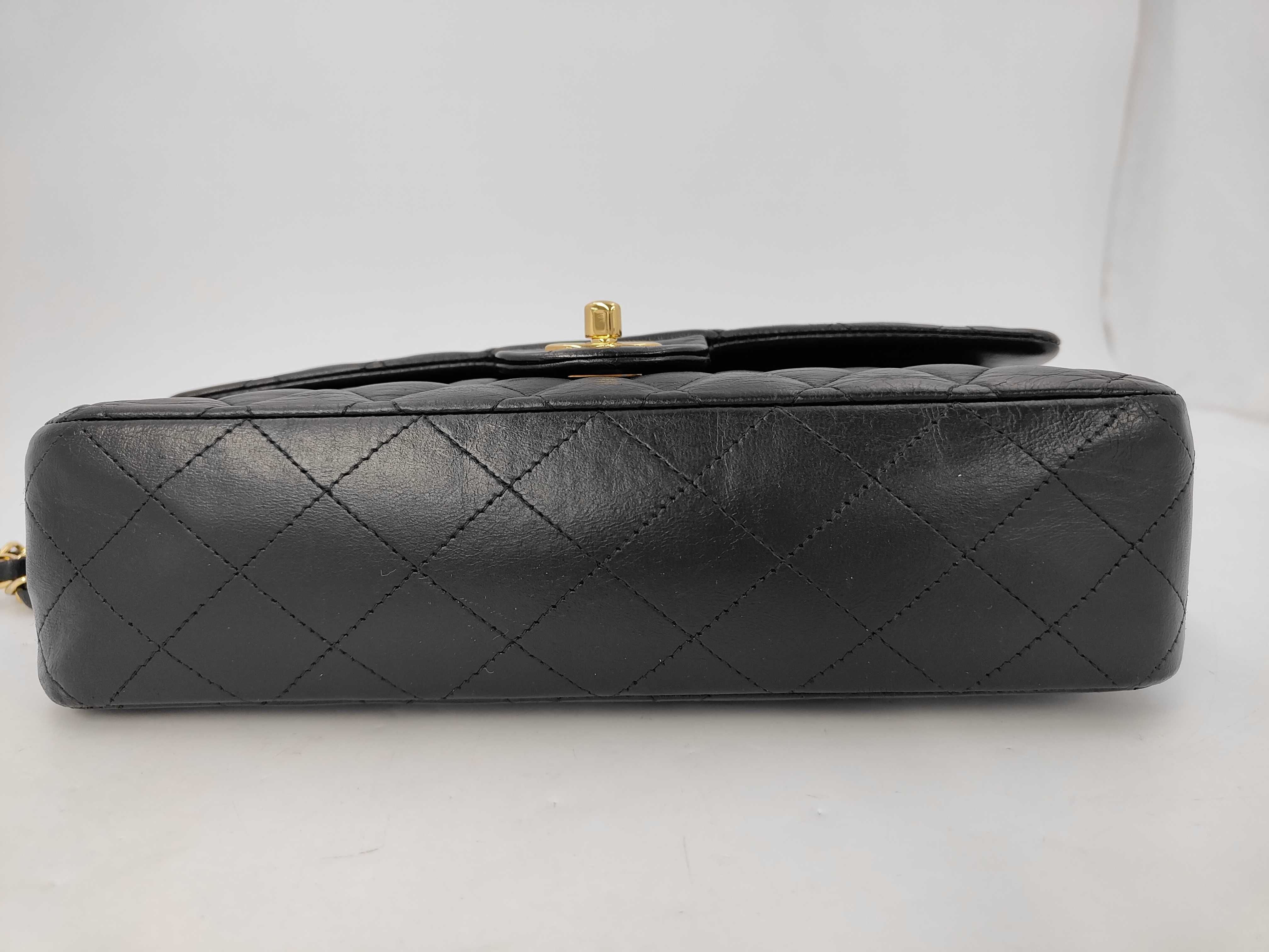 Matelassé Classic Flap Shoulder Bag (Serial Number 19) — view 6
