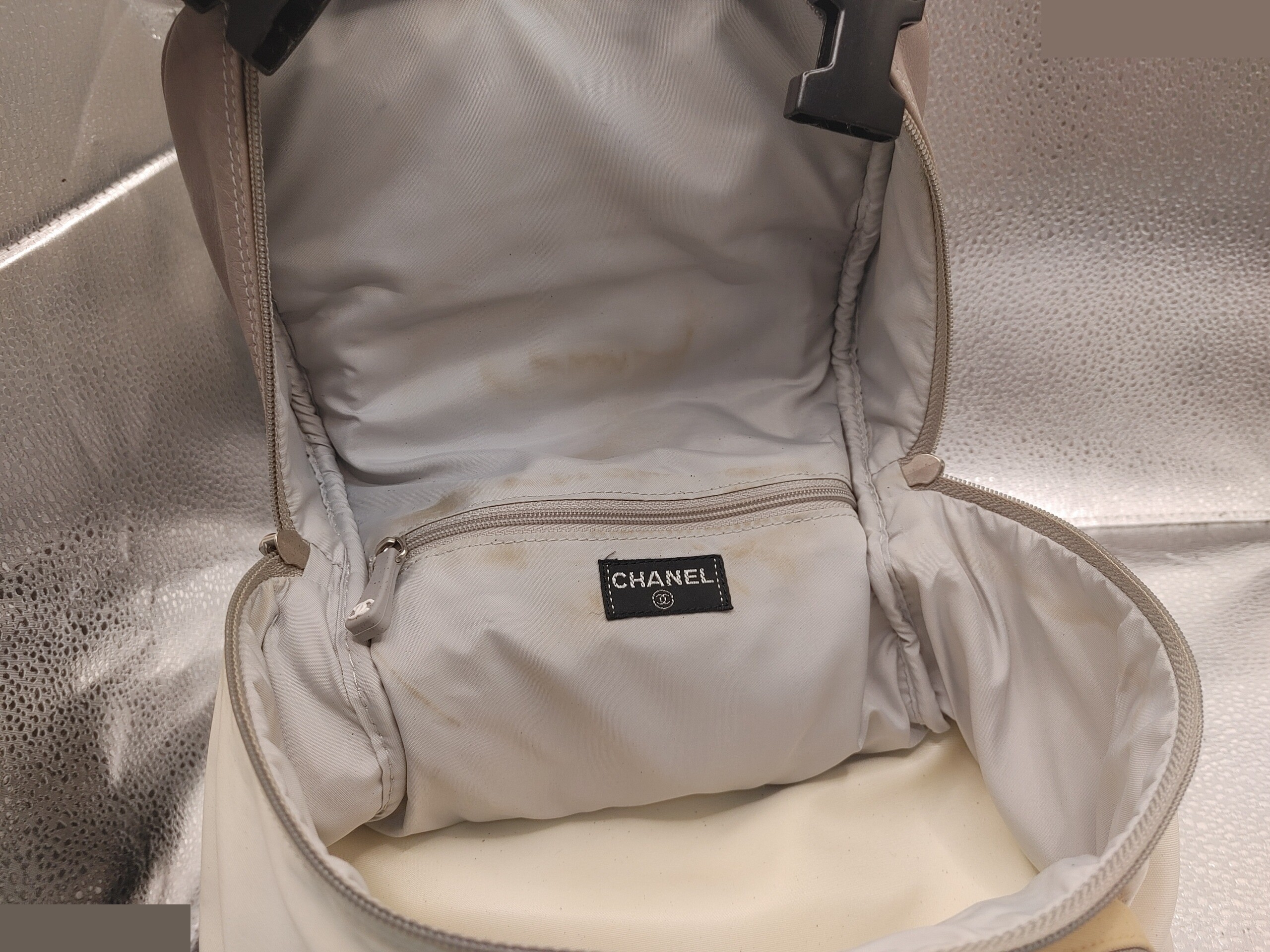 Sports line backpack, with sticker, model number 6, nylon, white. — view 8
