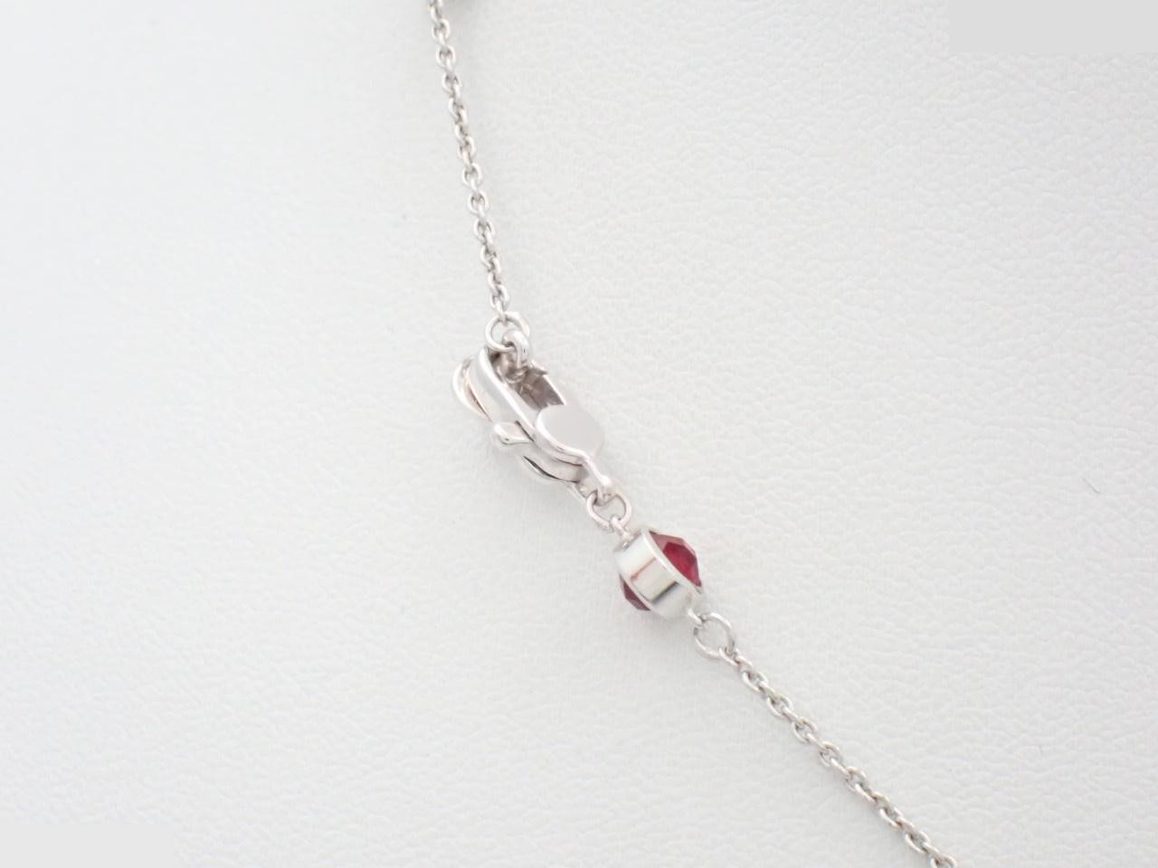 Trademark heart necklace, chain approximately 42cm — view 2