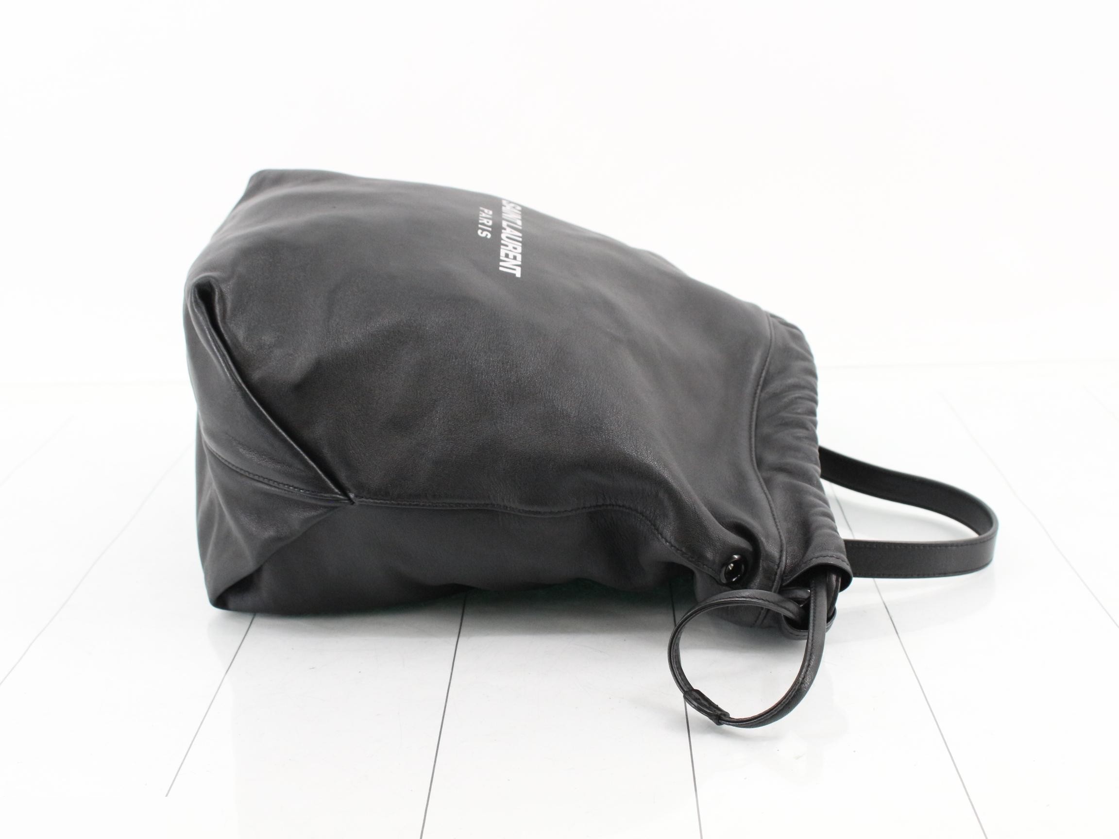 Teddy Pouch Chain Shoulder Bag Drawstring Bag Black — view 3
