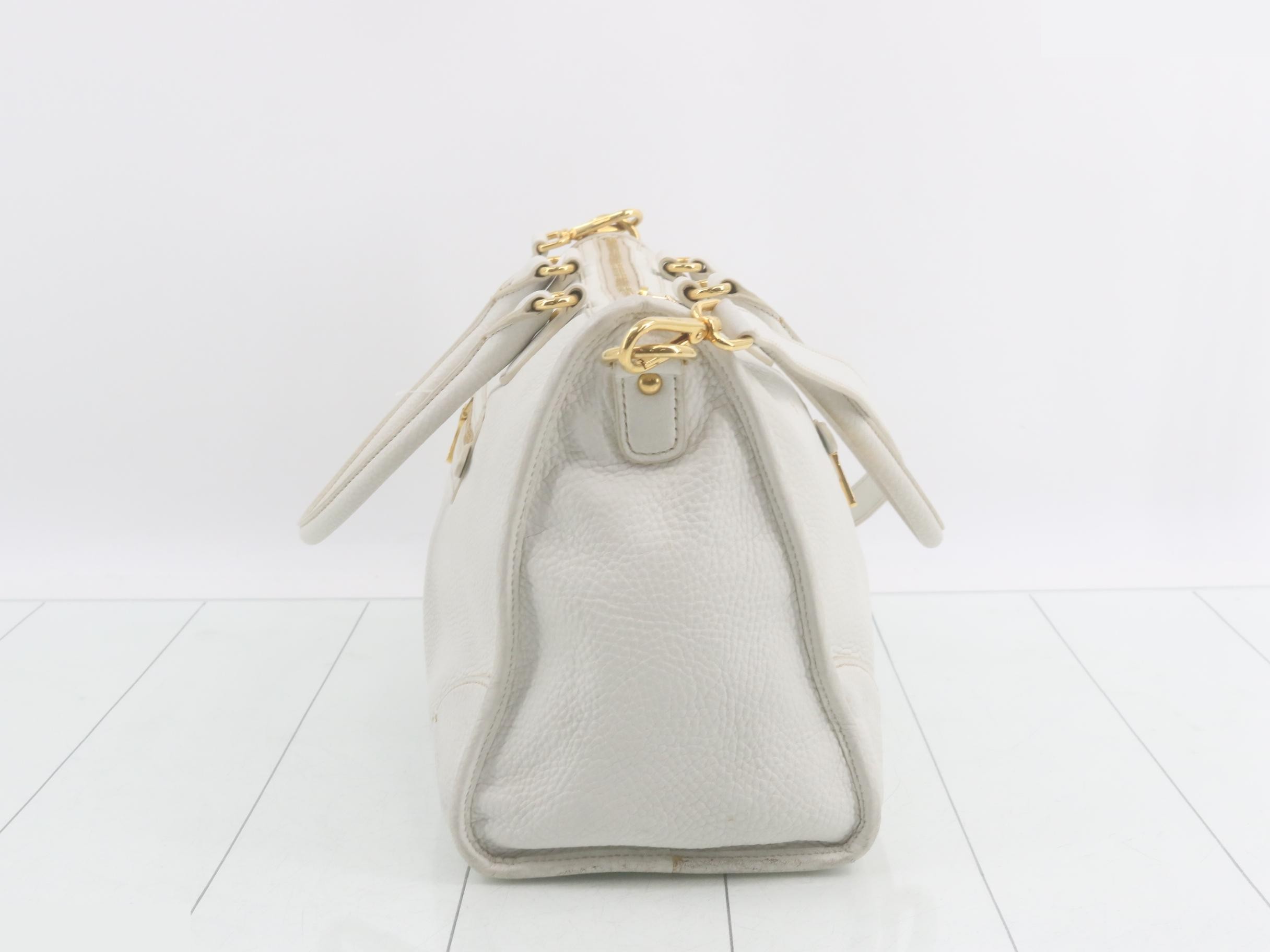 BL0639 Vitello Daino Shoulder Bag — view 4