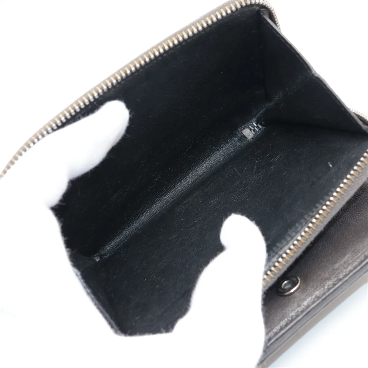 437470 Leather Compact Wallet Khaki — view 5