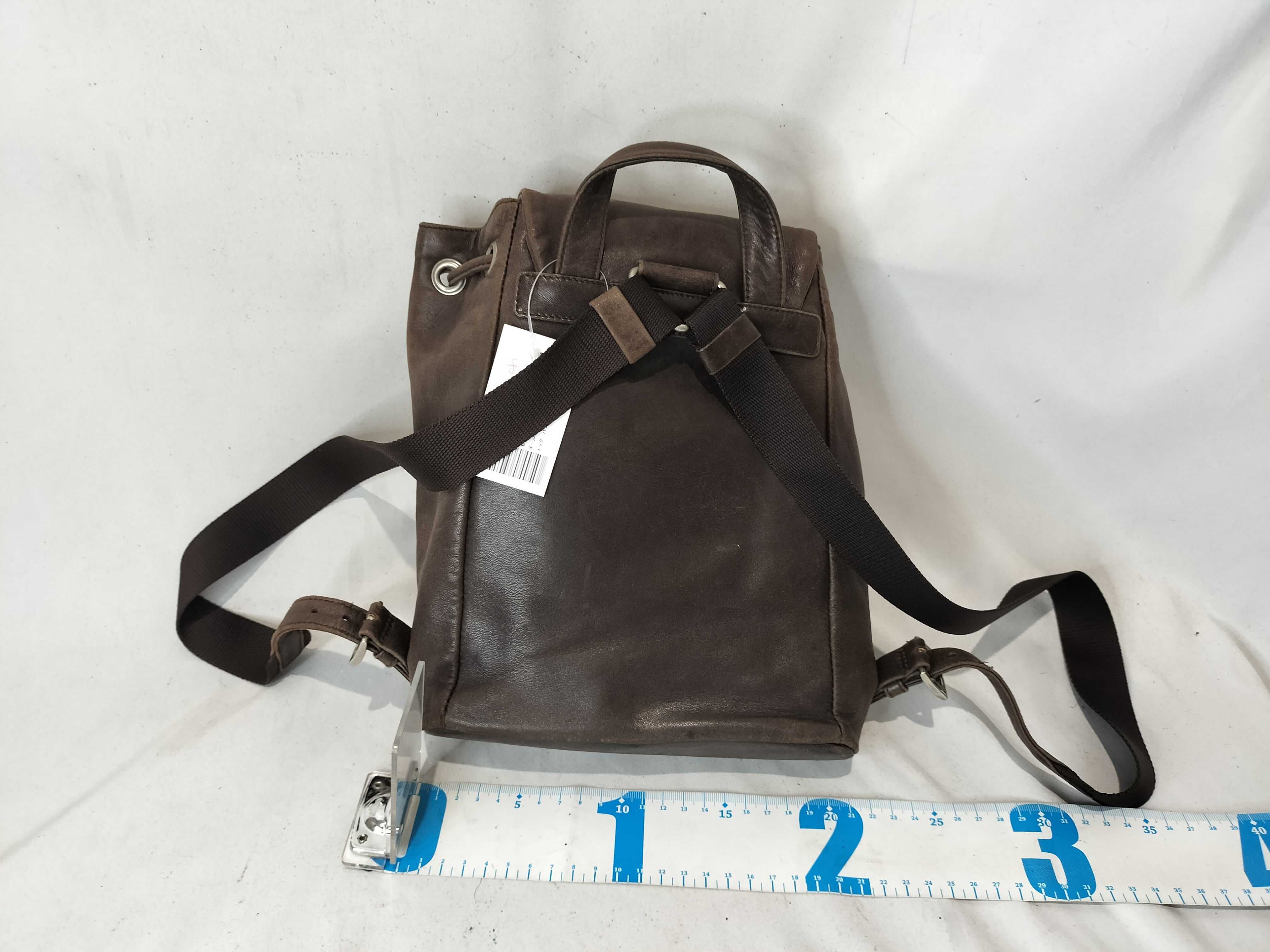 All-Leather Vintage Backpack Rucksack — view 3