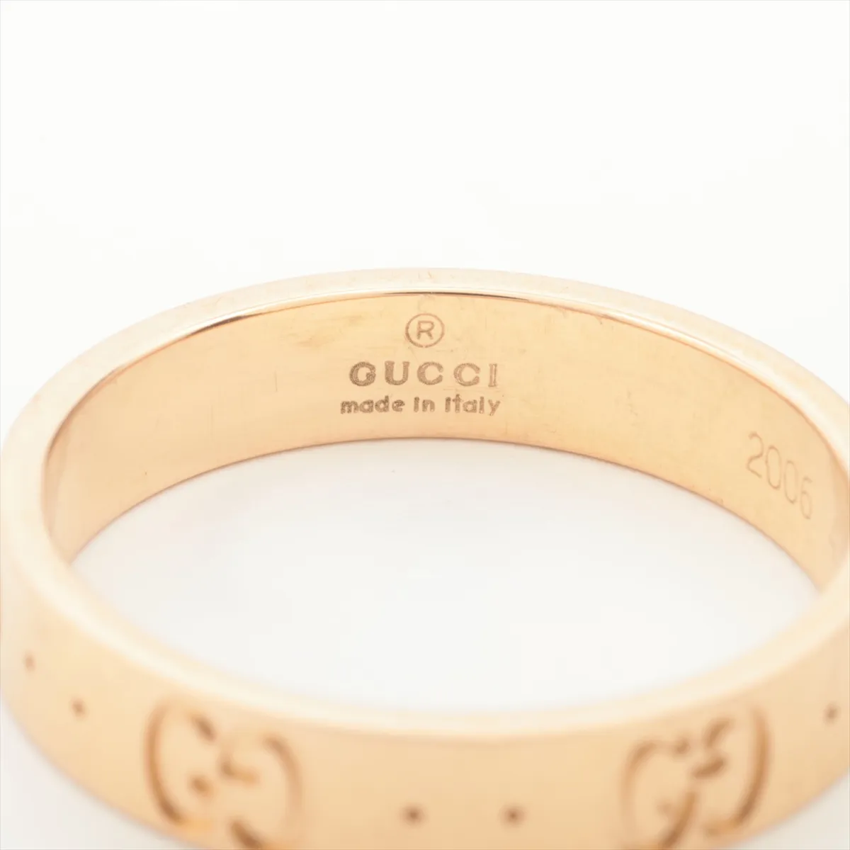 Icon Ring, 750 (PG), 3.9g, 15 Initials, Metal wear. — view 3