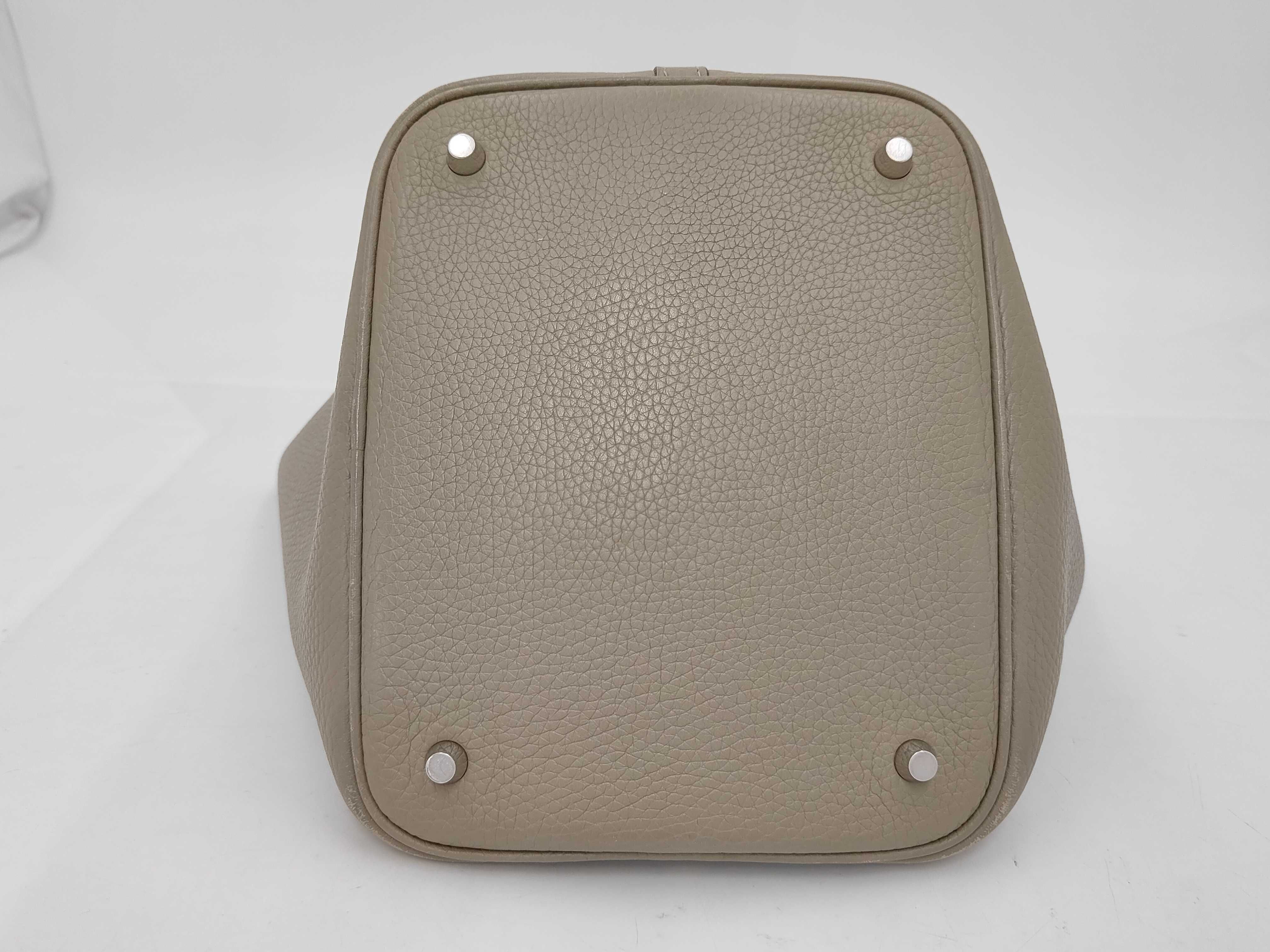 Picotin Lock MM Taurillon Clemence X-stamp Sage Handbag — view 6