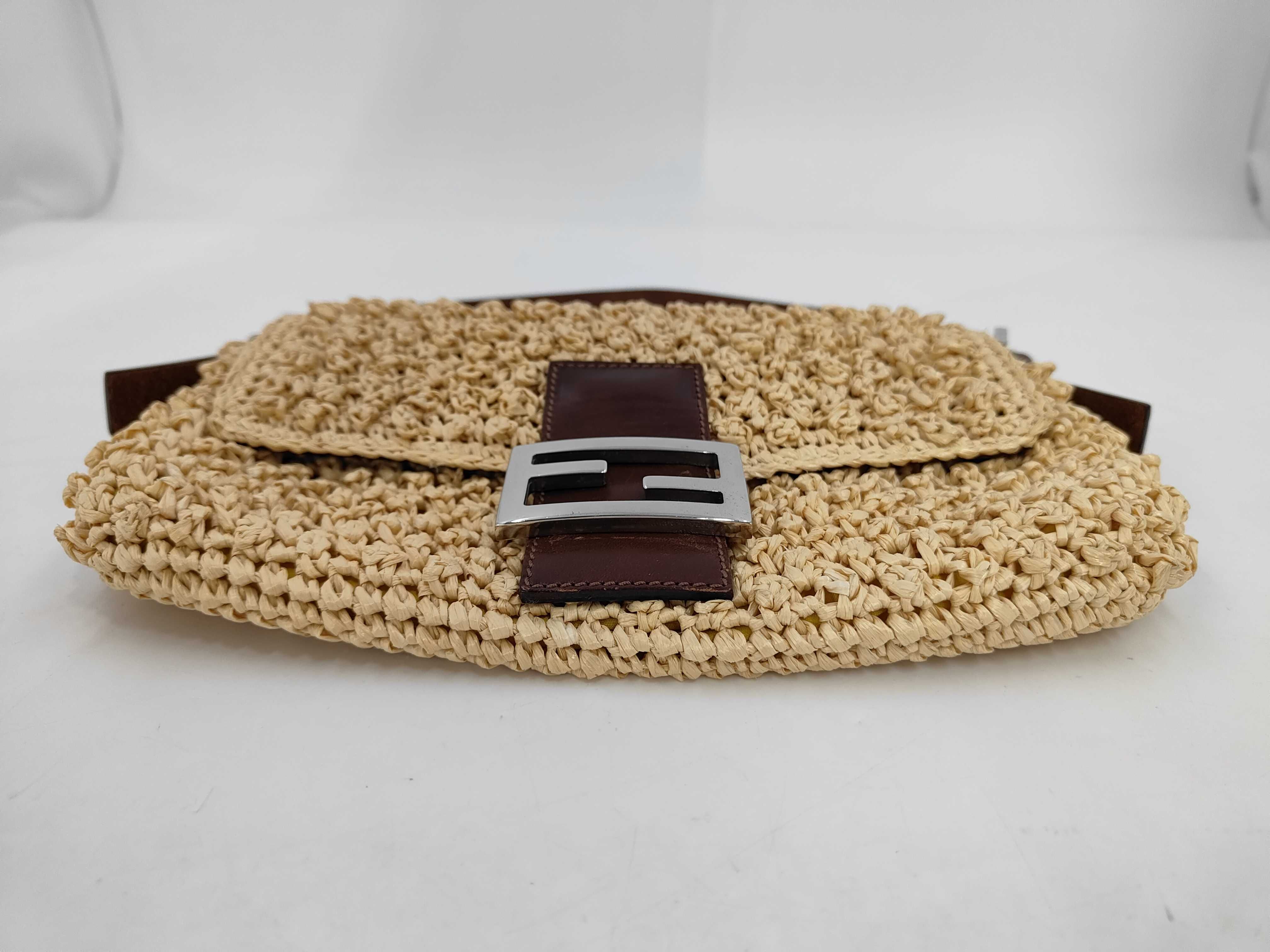 FENDI Wicker Raffia Mamma Bucket Beige Shoulder Bag — view 3