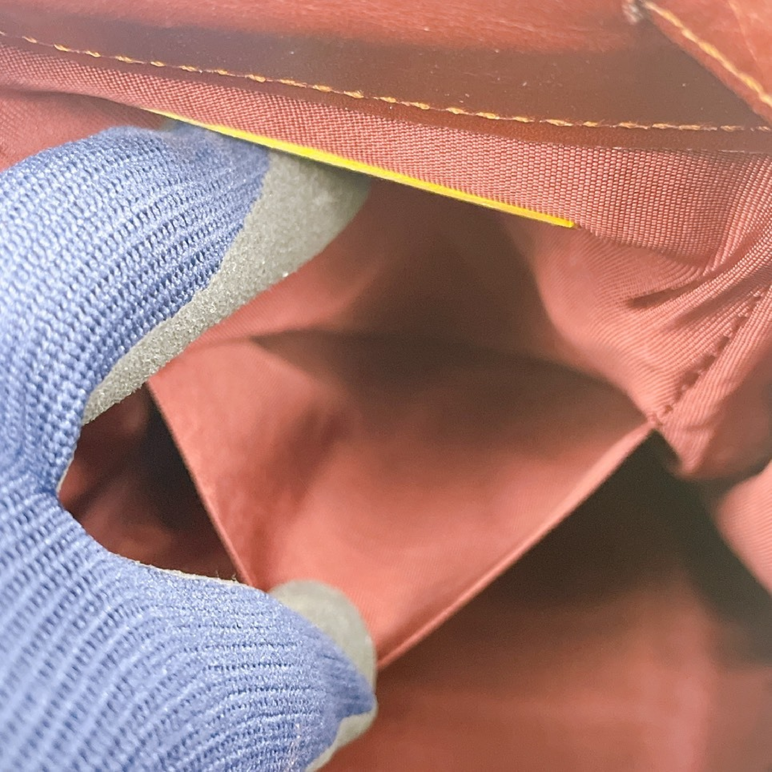 Must Line drawstring shoulder bag — view 11