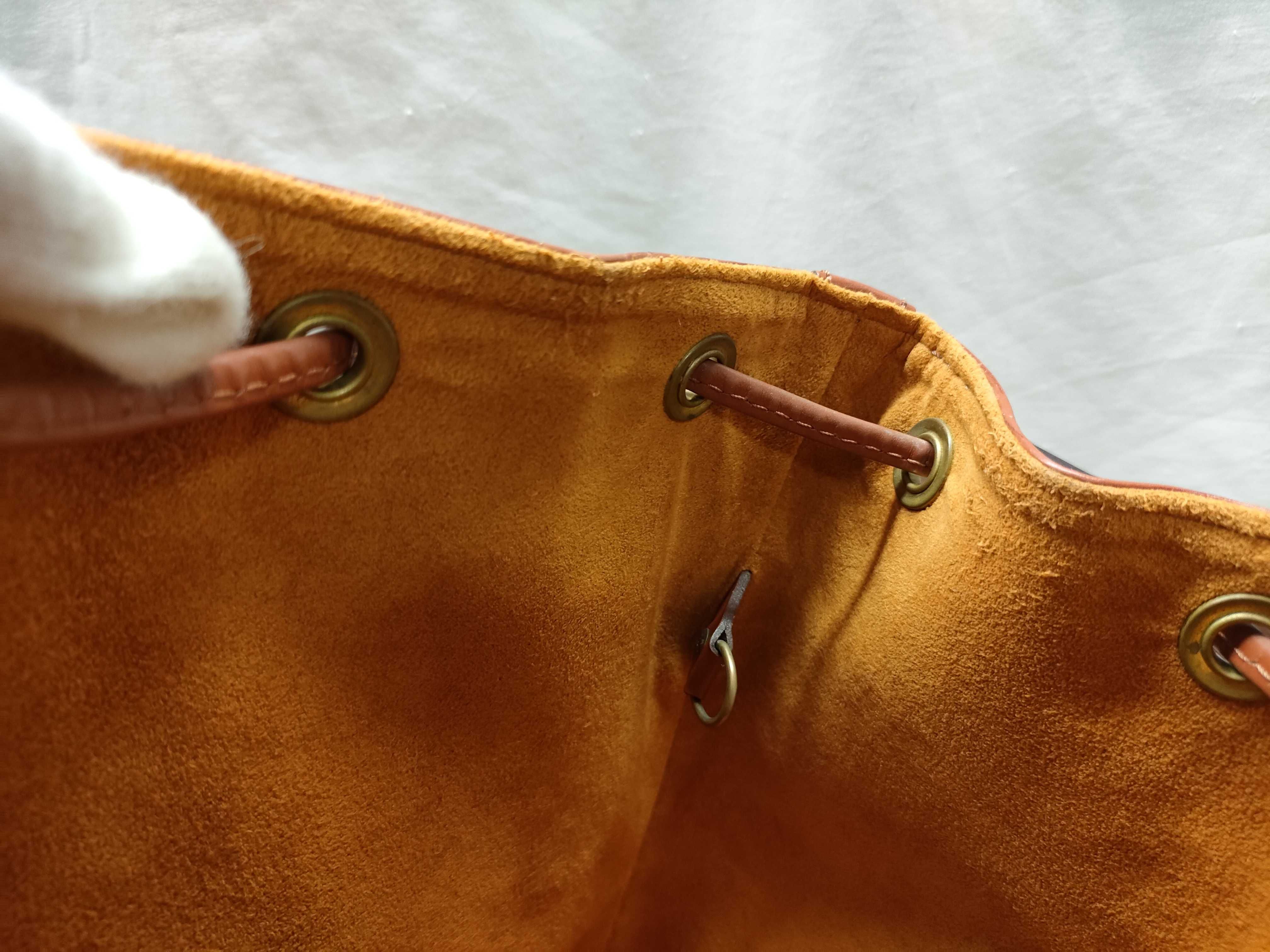 Epi Noé Shoulder Bag — view 12