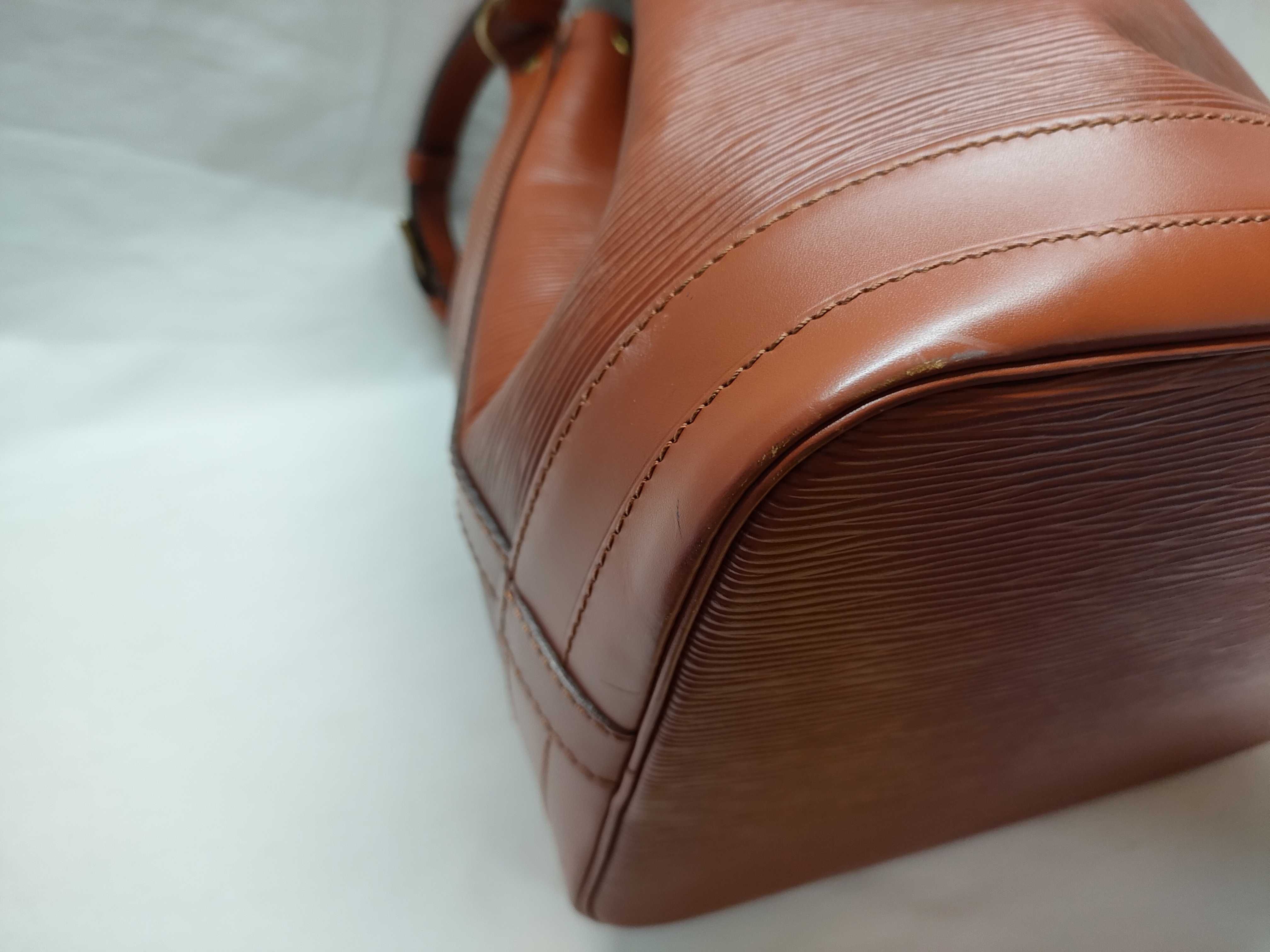Epi Noé Shoulder Bag — view 5
