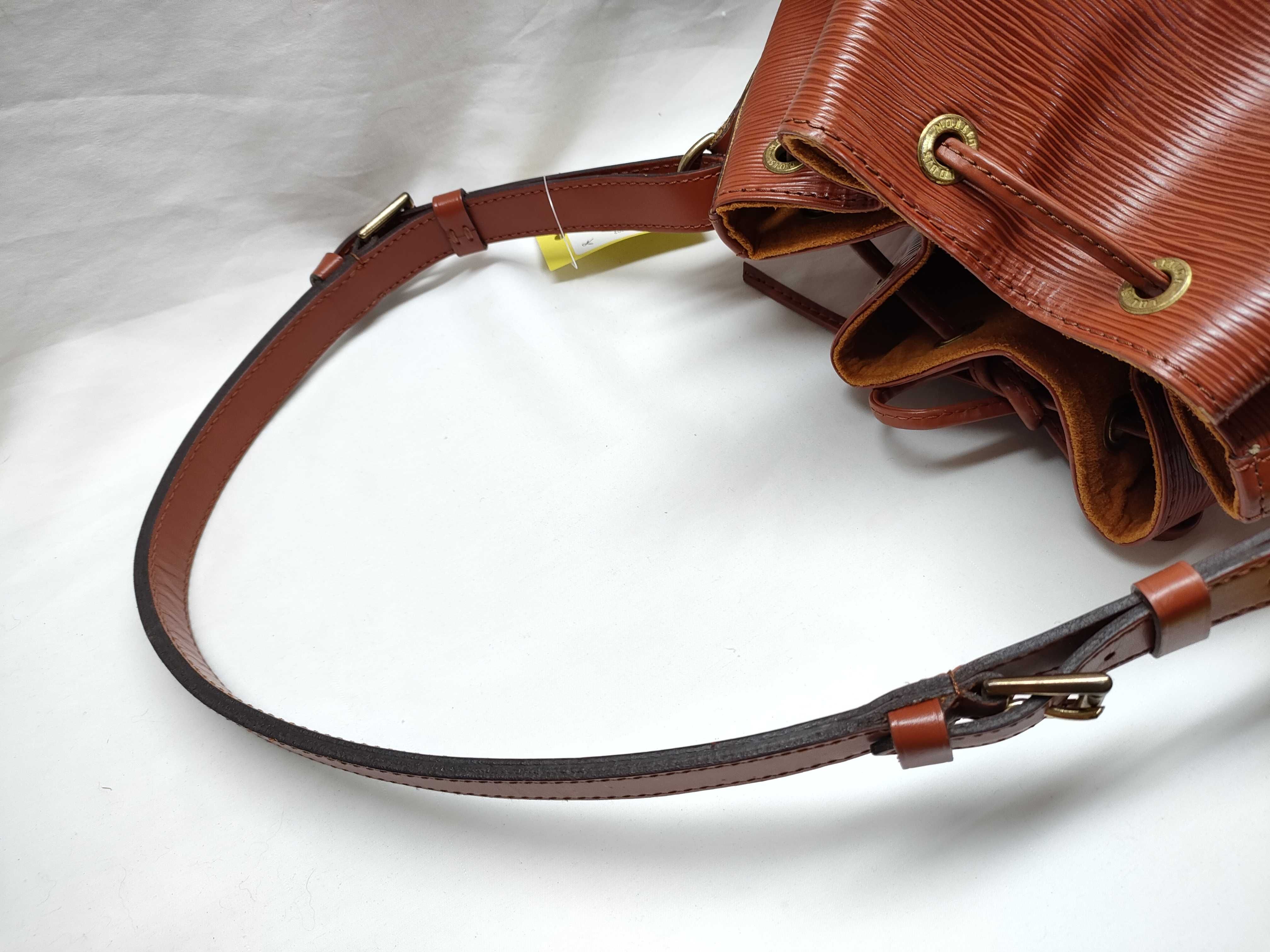 Epi Noé Shoulder Bag — view 7