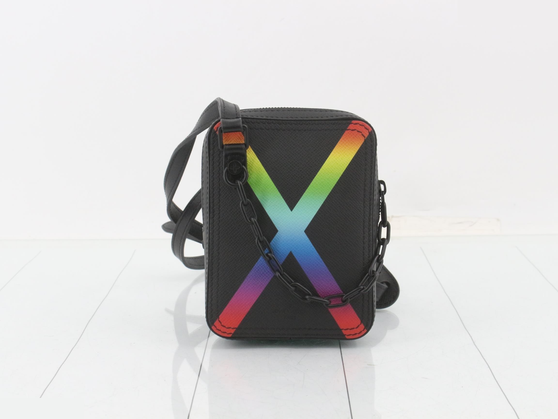 Taiga Rainbow Danube Messenger Shoulder Bag — view 2