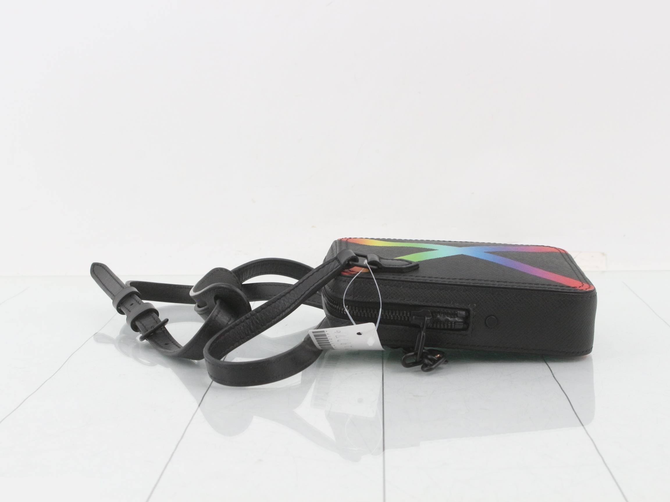 Taiga Rainbow Danube Messenger Shoulder Bag — view 4