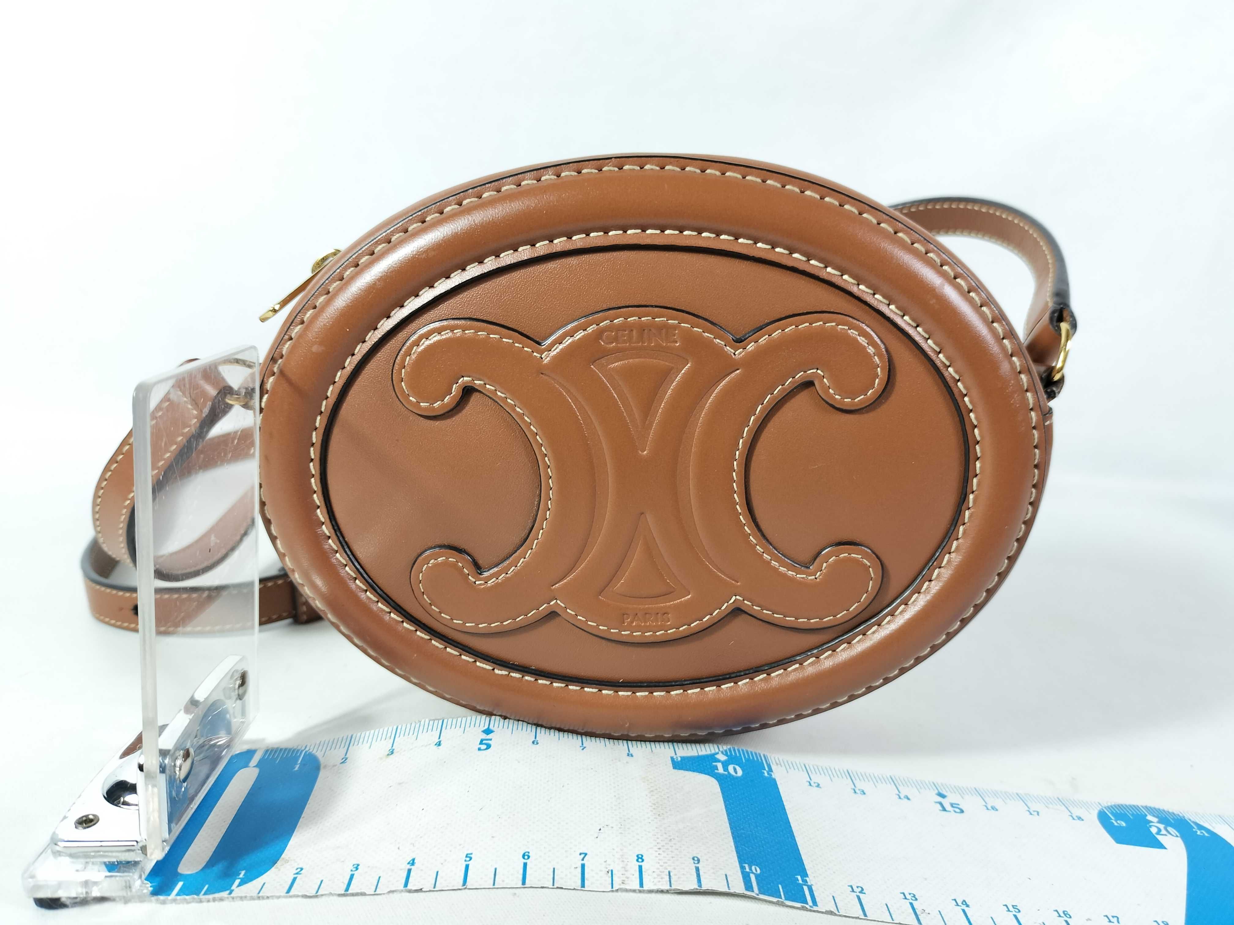 Oval Purse Cuile Triomphe Brown Leather F-9P-2222 Shoulder Bag — view 2