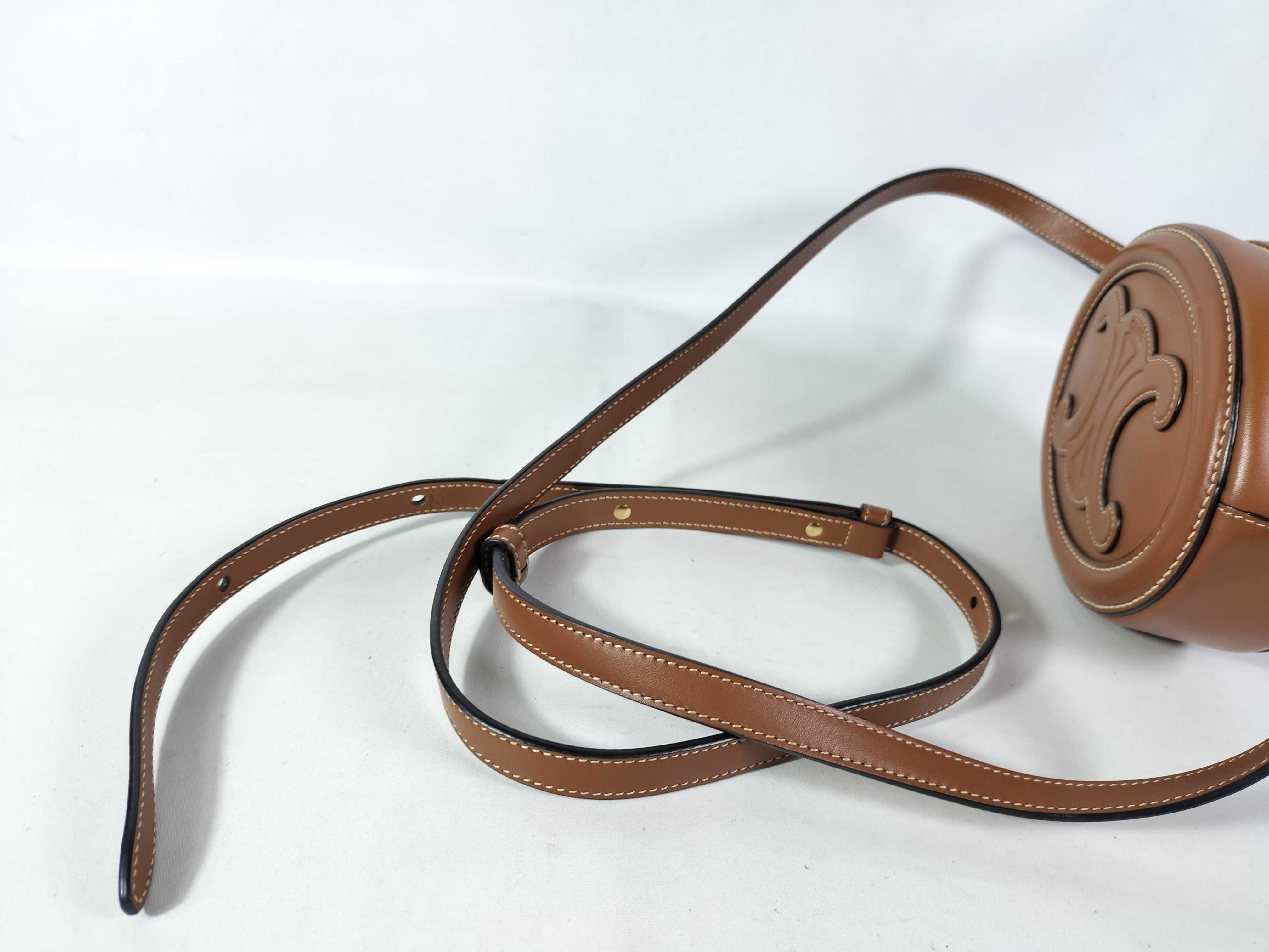 Oval Purse Cuile Triomphe Brown Leather F-9P-2222 Shoulder Bag — view 3