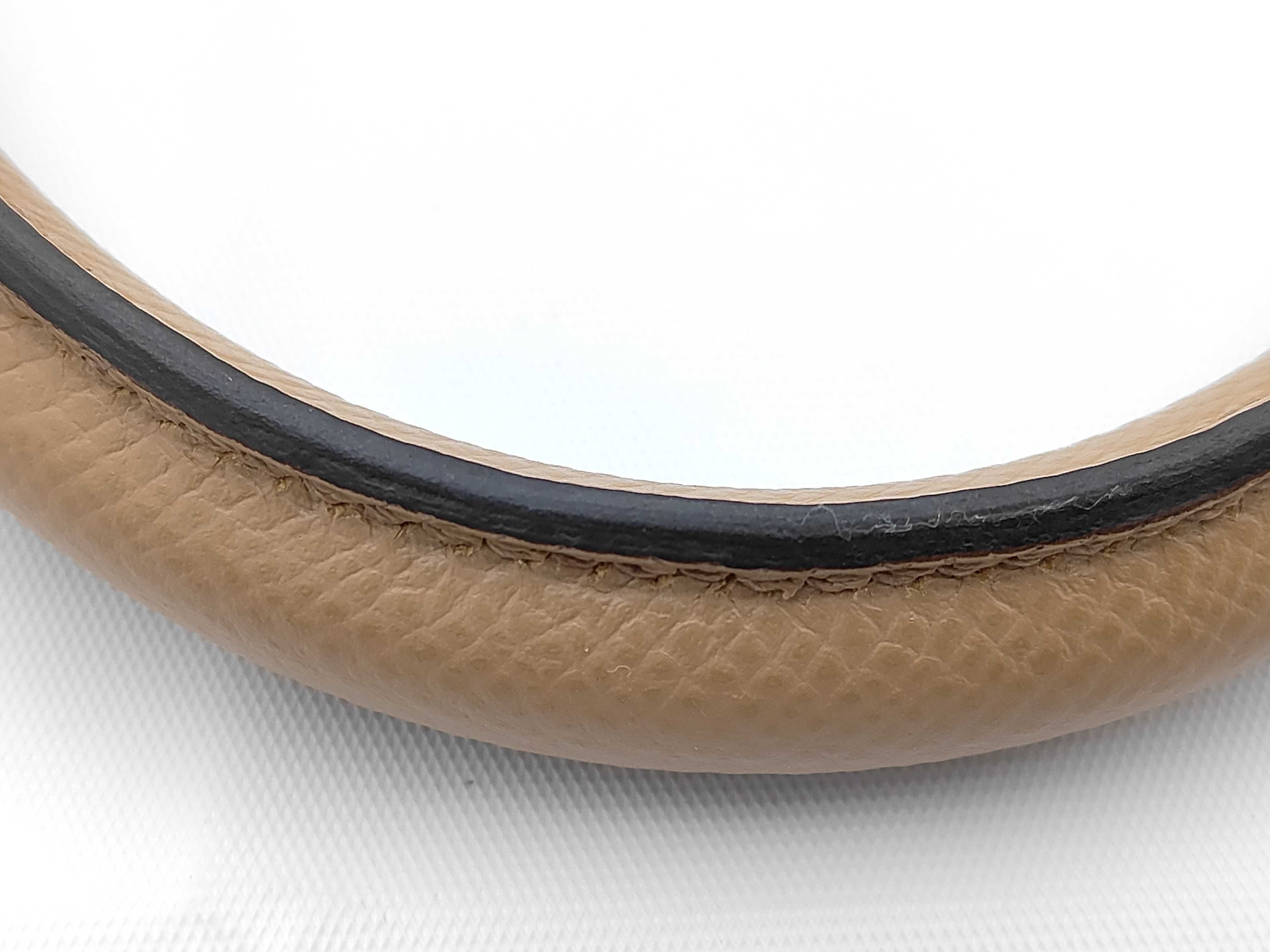 Kelly 25 handbag in beige — view 4