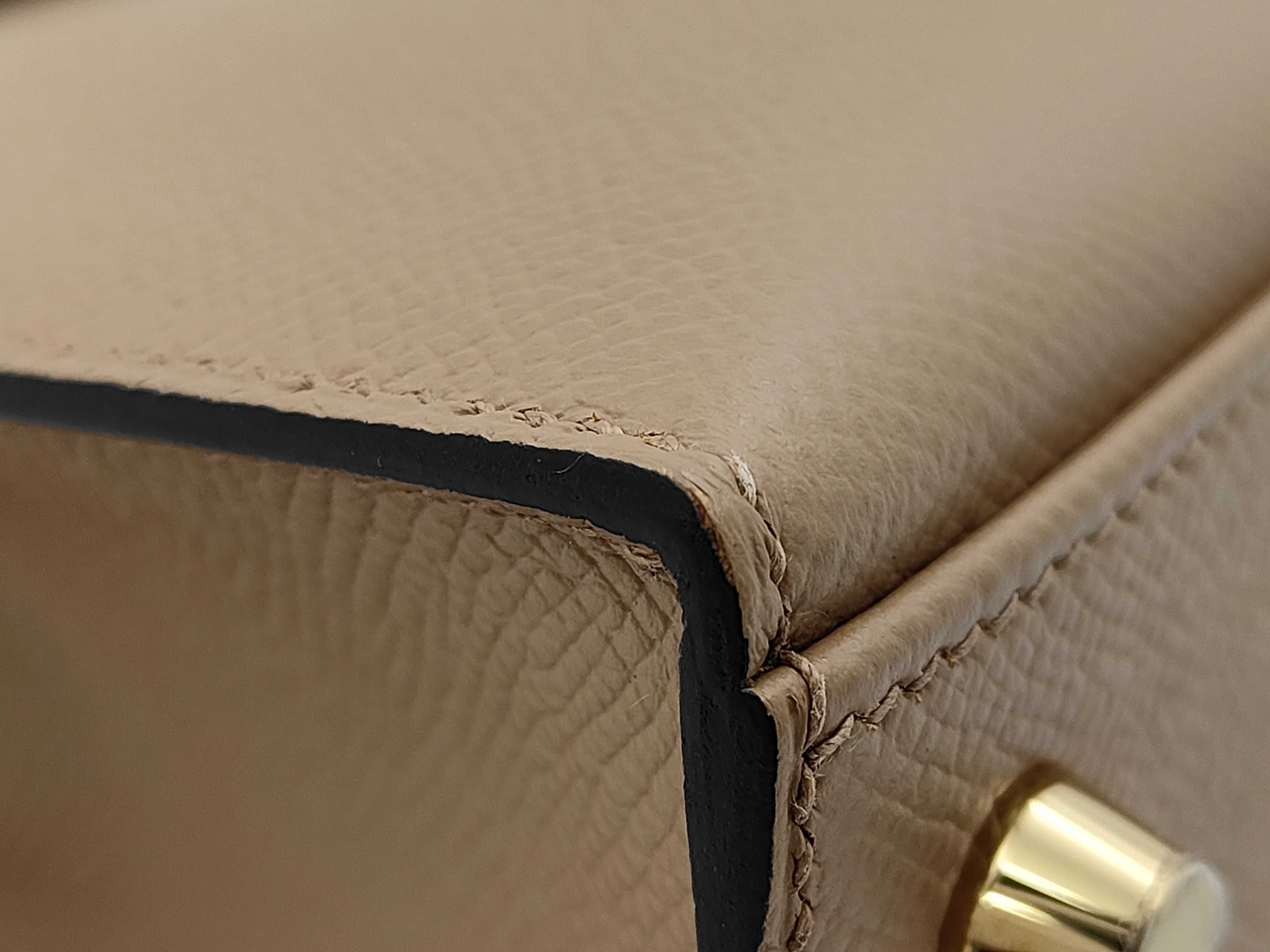Kelly 25 handbag in beige — view 6