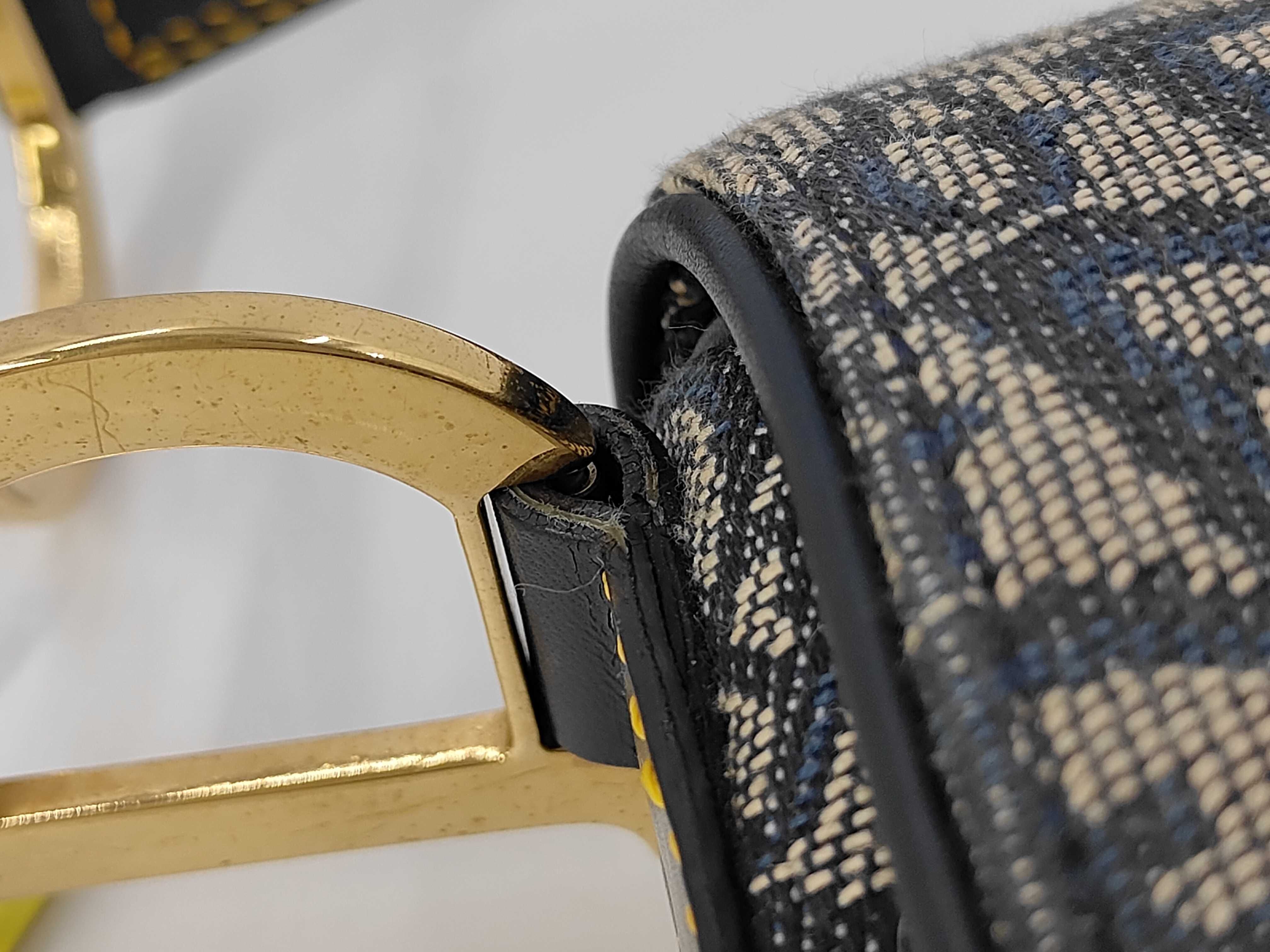 Trotter One-Shoulder Handbag — view 7