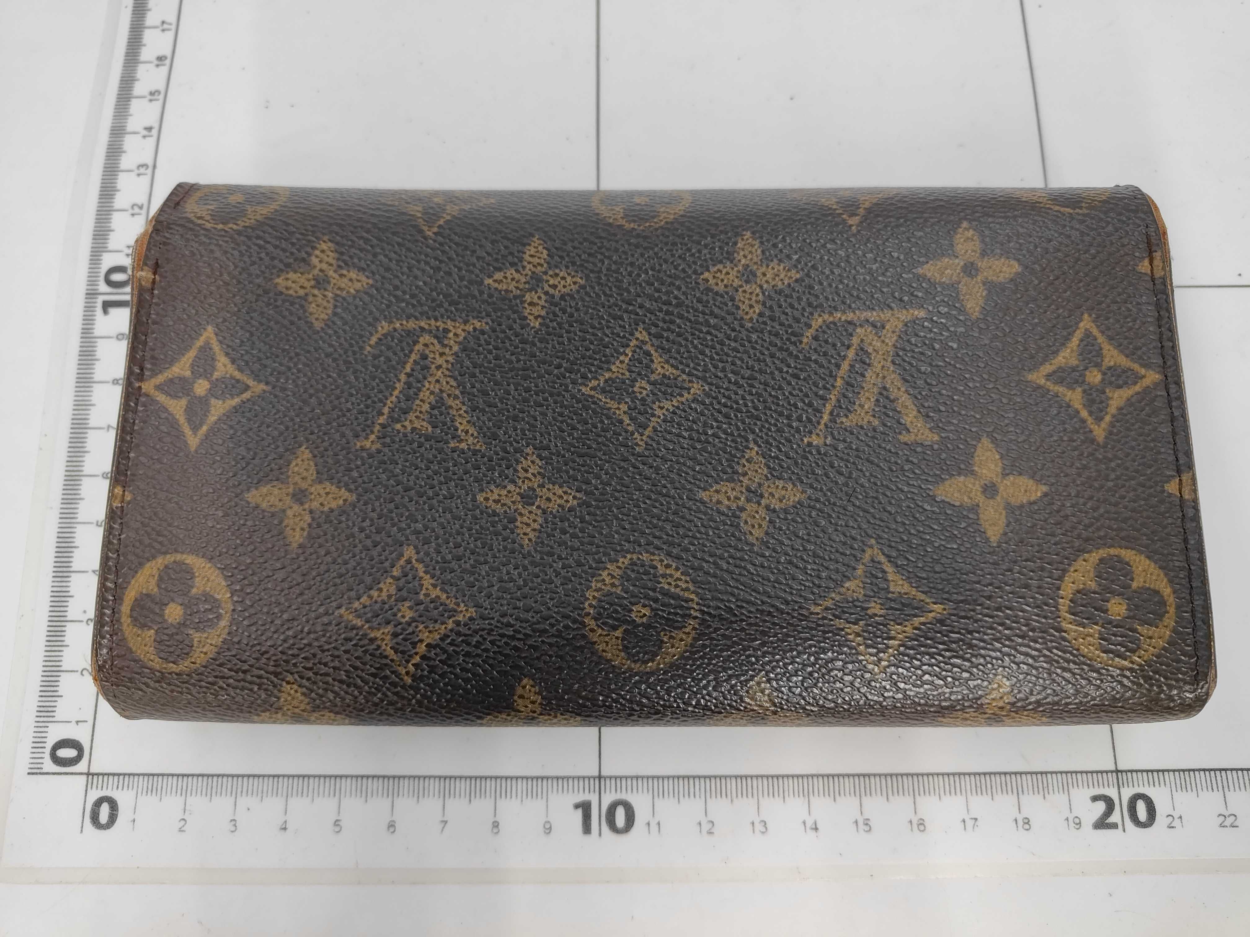 Monogram Portefeuille Sarah Wallet — view 2