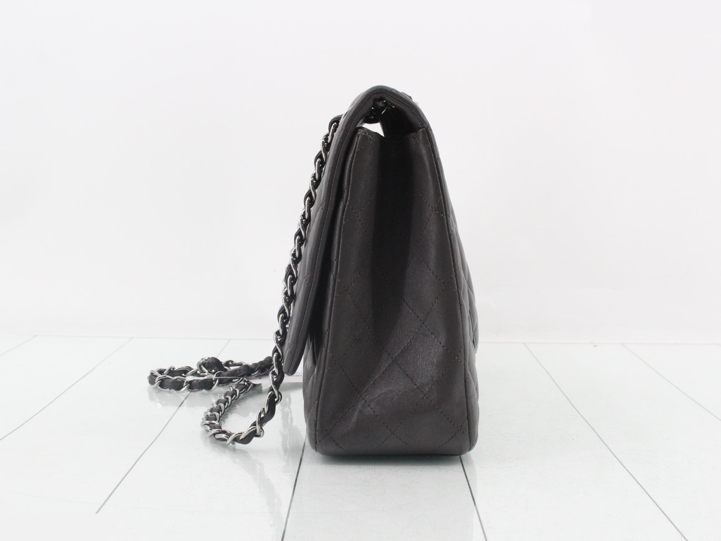 Matelassé Single Flap Shoulder Bag — view 3
