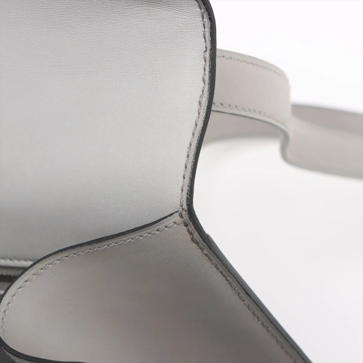 [Individually packaged] Hermes Constance 24 Box Calf Grey Silver Hardware C: 1999 — view 13