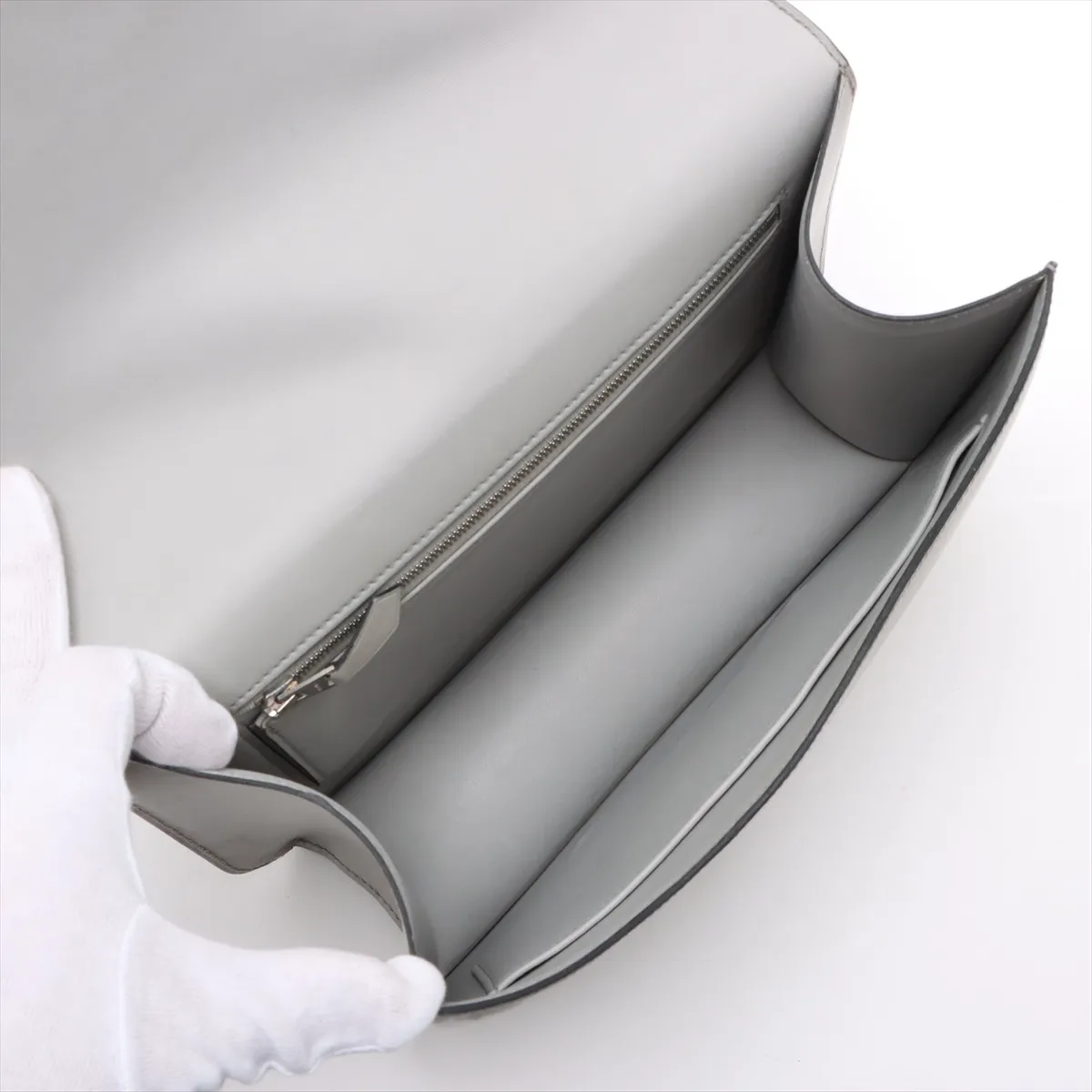 [Individually packaged] Hermes Constance 24 Box Calf Grey Silver Hardware C: 1999 — view 6