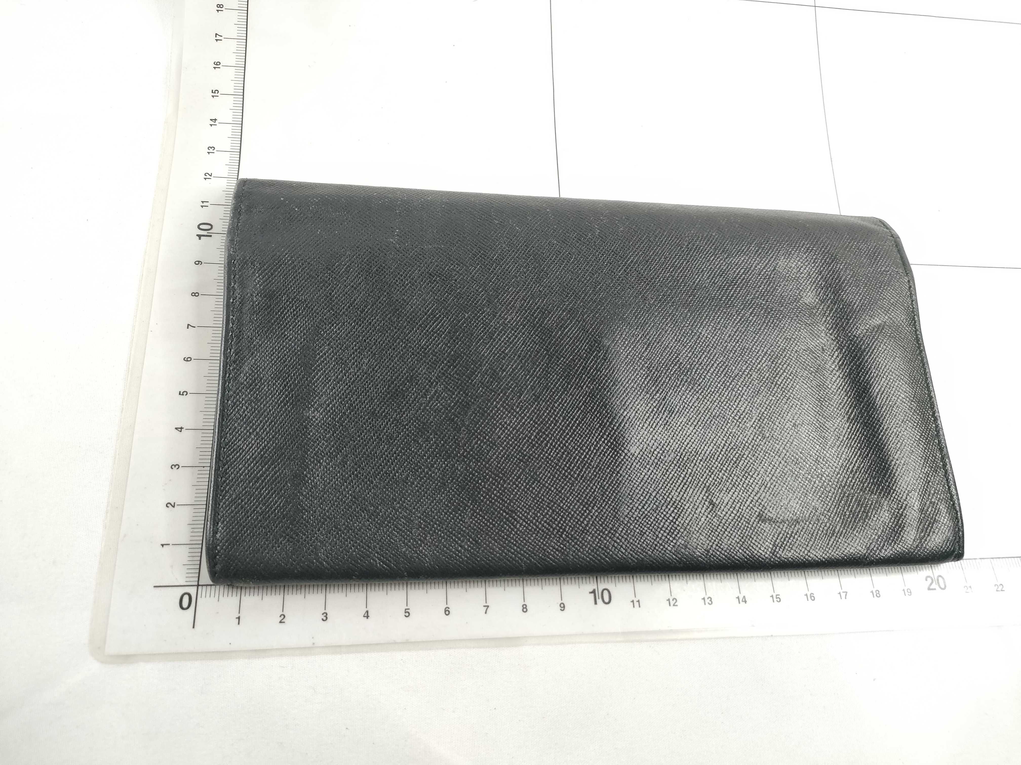 wallet — view 2