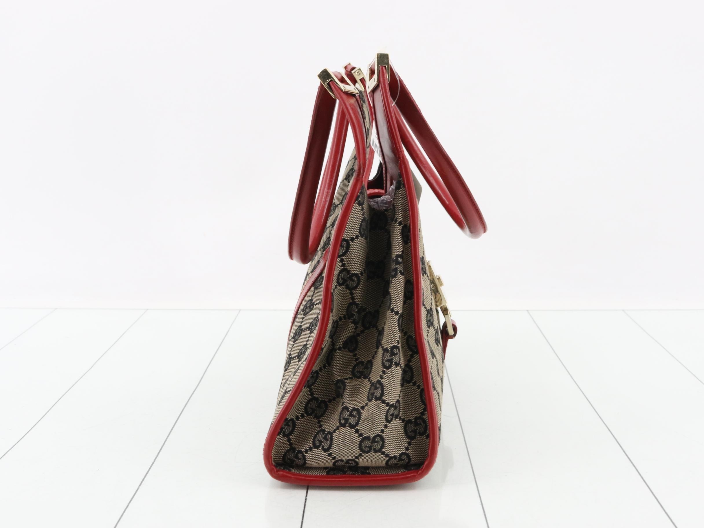 GG Canvas (Bag) - Shoulder Bag — view 4