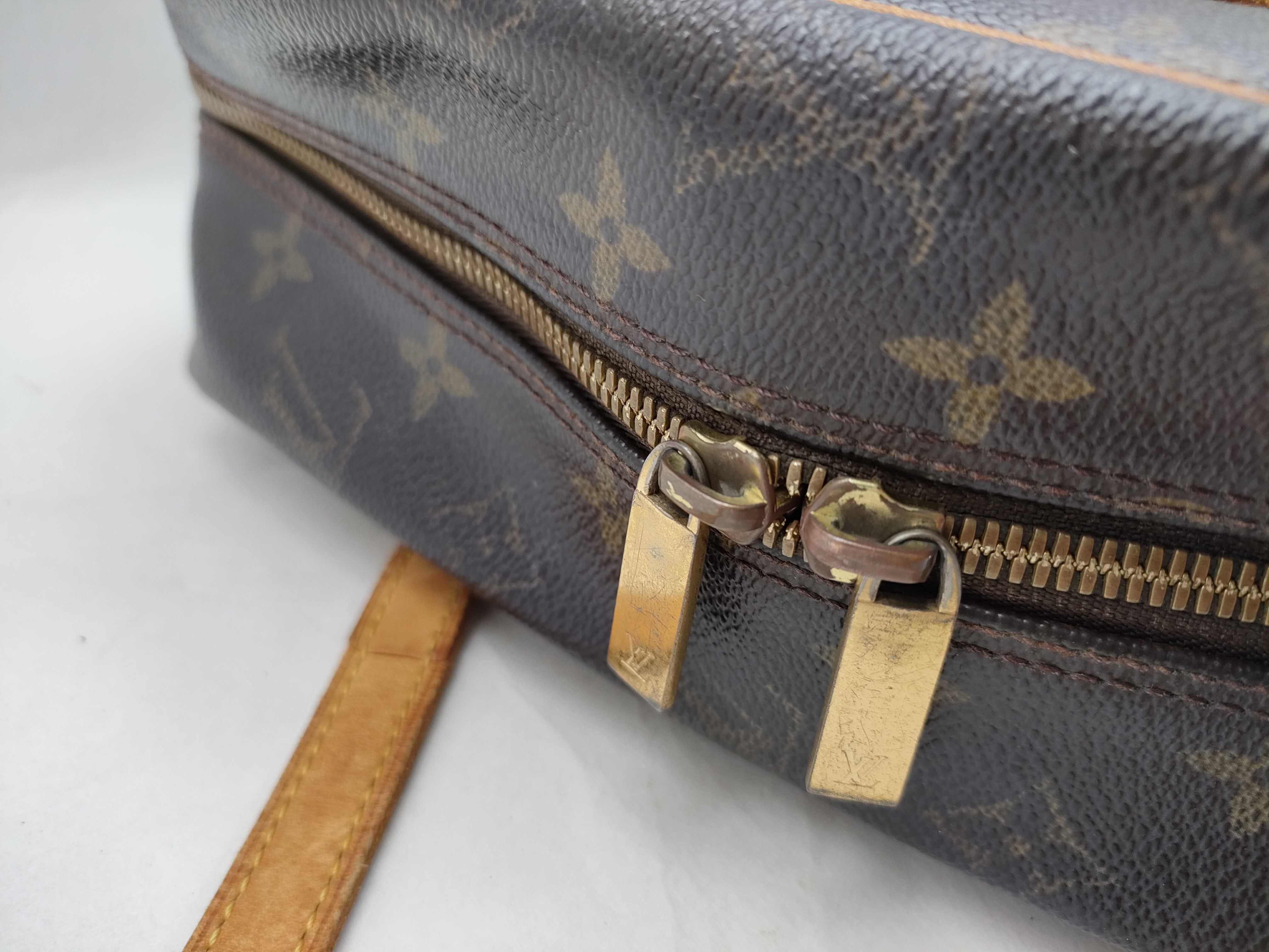 Monogram Louis Vuitton Monogram Cite MM Shoulder Bag M51182 Shoulder Bag — view 7
