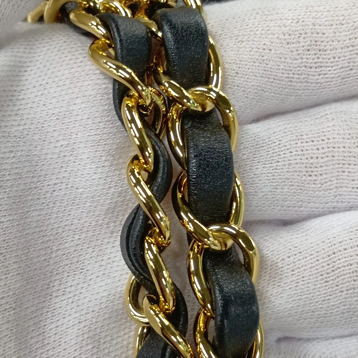 [Individually packaged] Chanel Matelassé 25 Lambskin Double Flap Double Chain Bag, Black with Gold Hardware, 21270162, Serial Number 21, A01112 — view 13