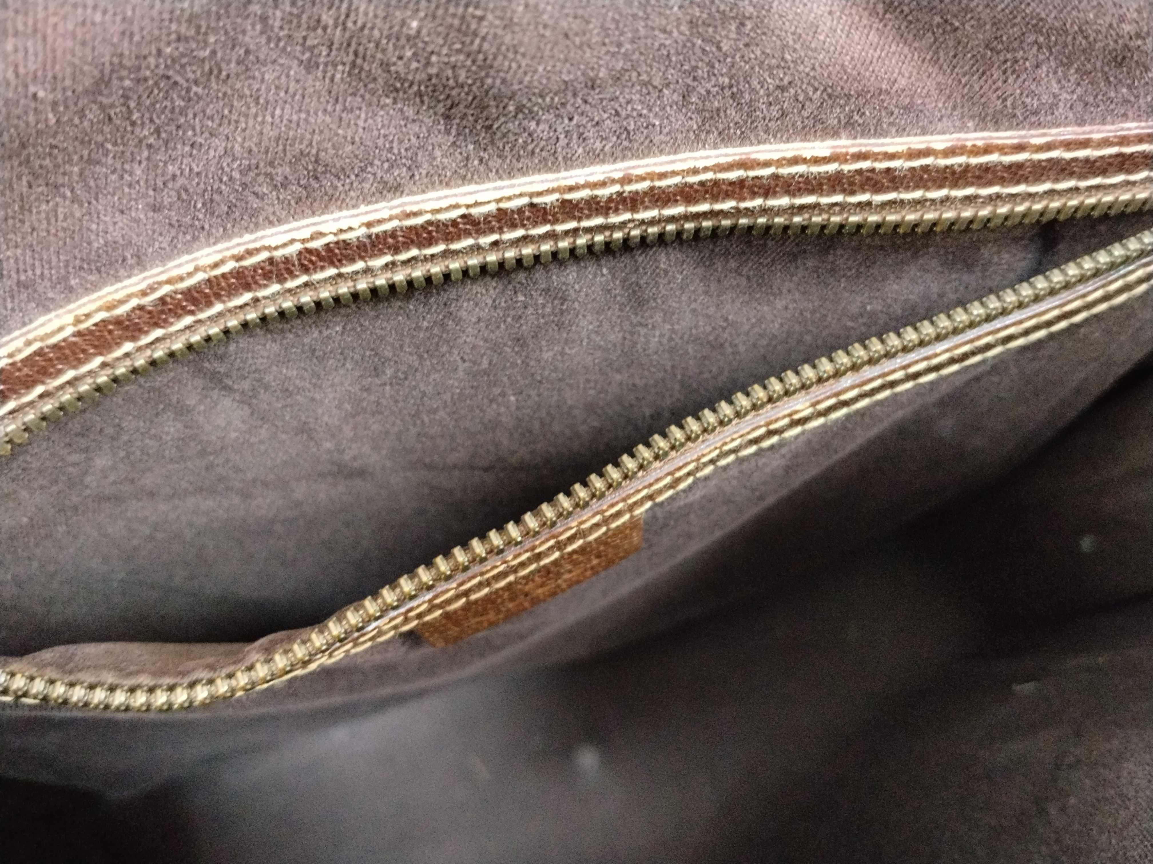 GG Canvas Gucci Handbag — view 13