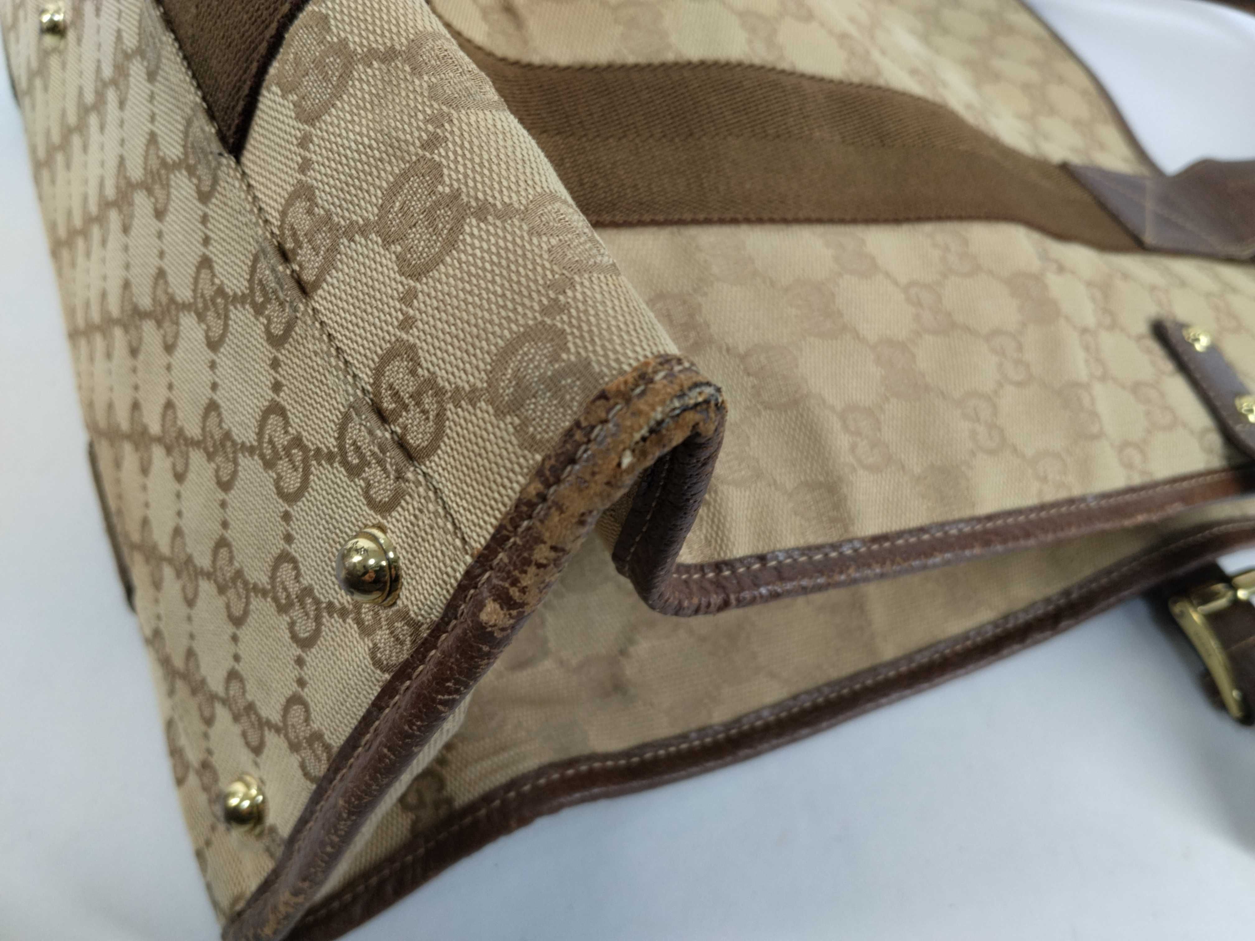 GG Canvas Gucci Handbag — view 6