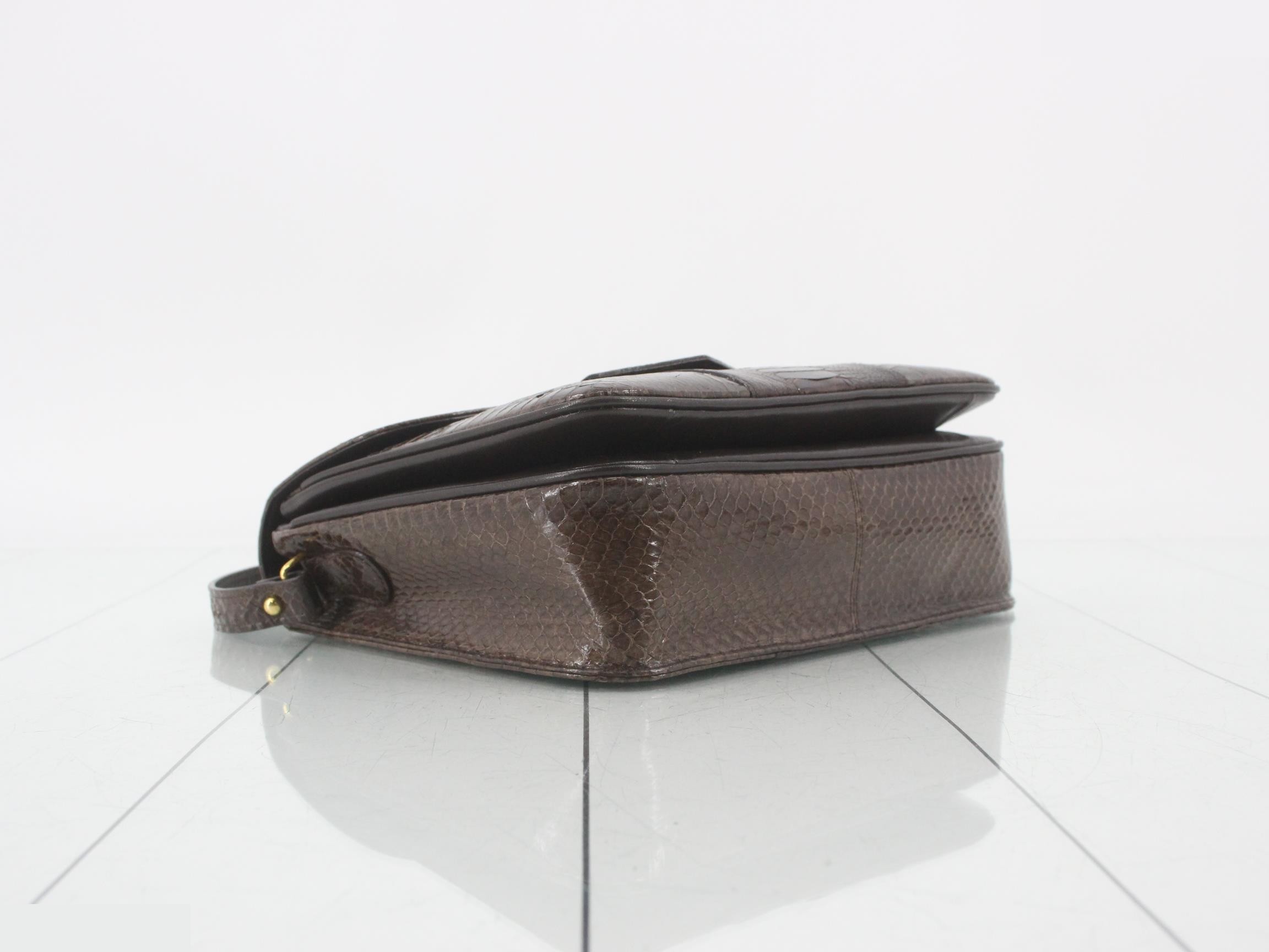 shoulder bag, embossed leather, brown. — view 5