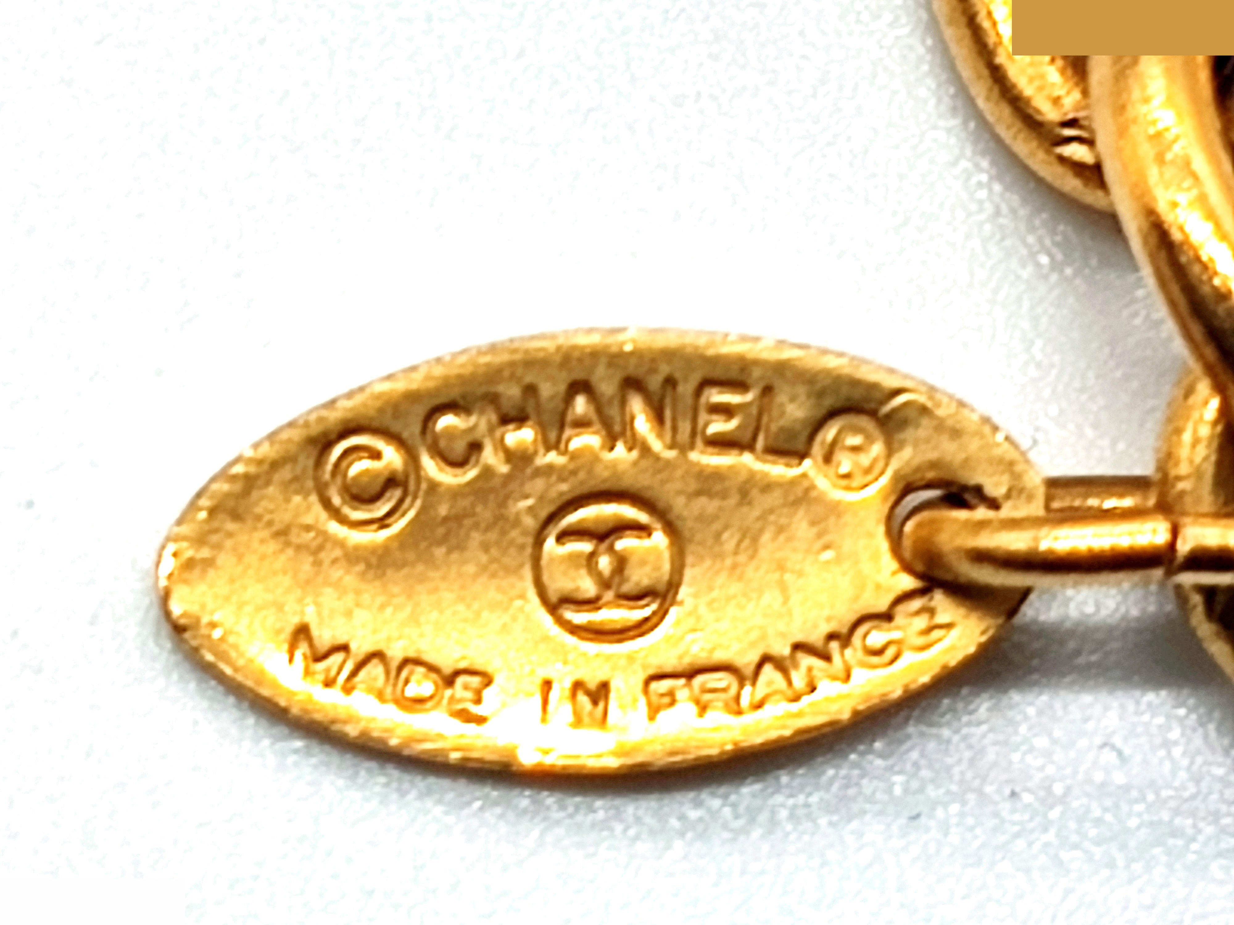 Lion necklace, chain approximately 76cm — view 2