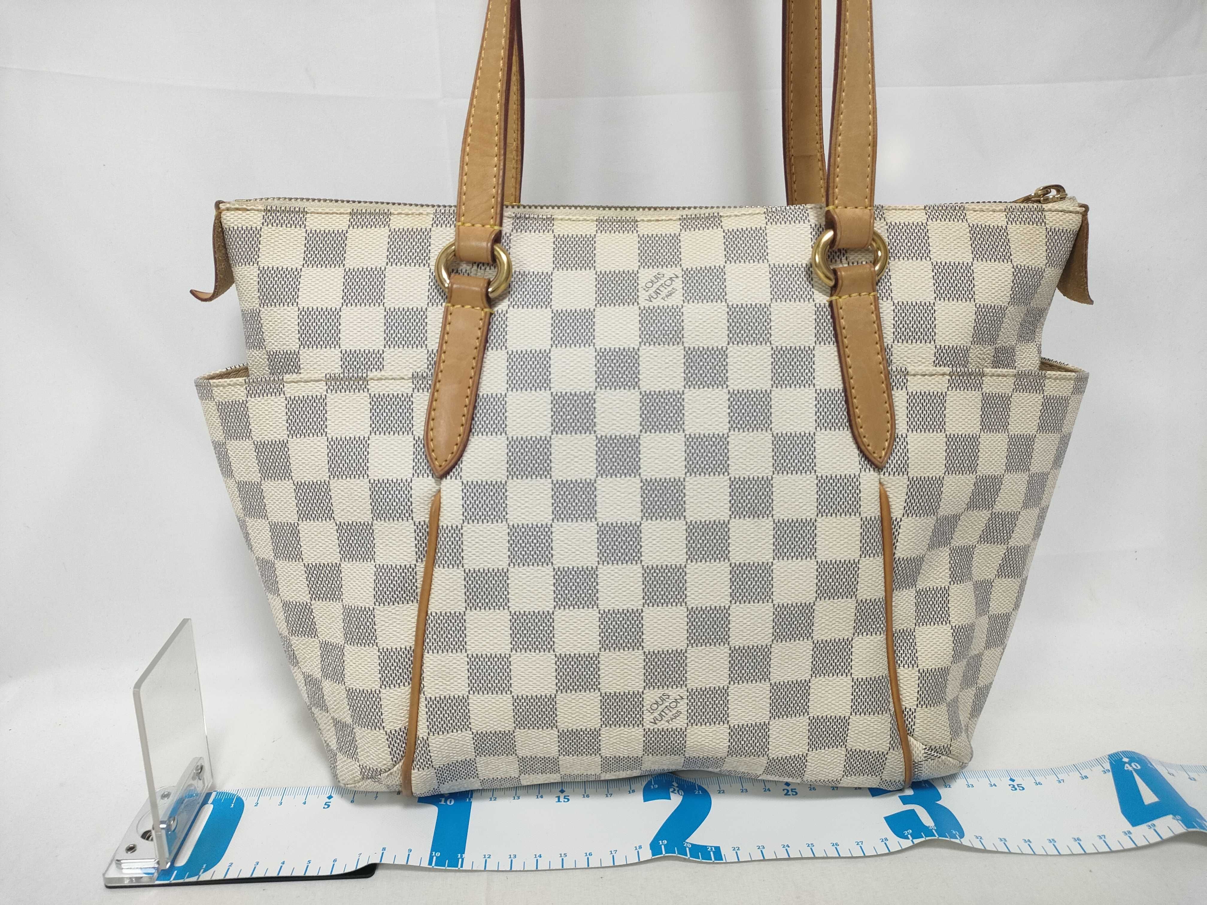 Damier Azur Totally PM Damier Azur N51261 Shoulder Bag — view 2