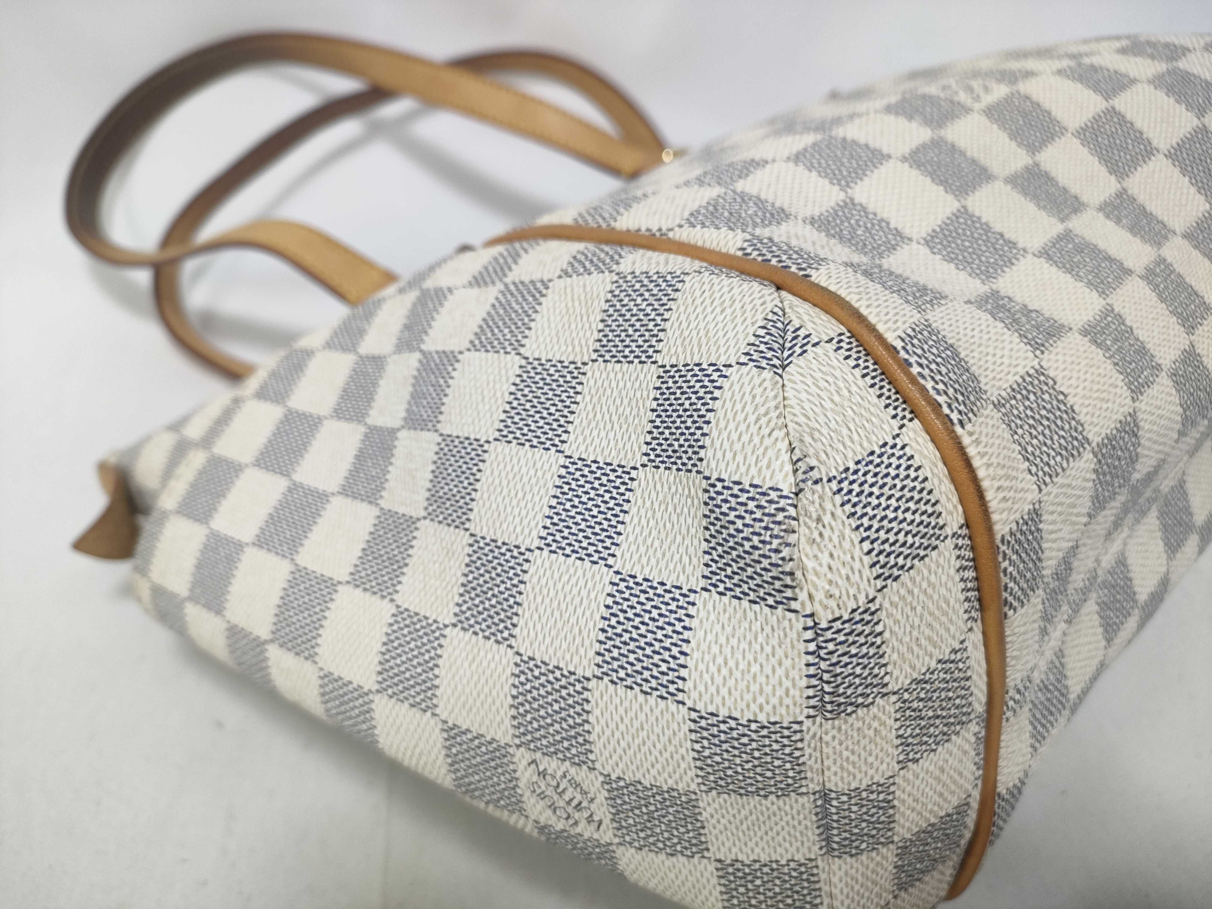 Damier Azur Totally PM Damier Azur N51261 Shoulder Bag — view 5