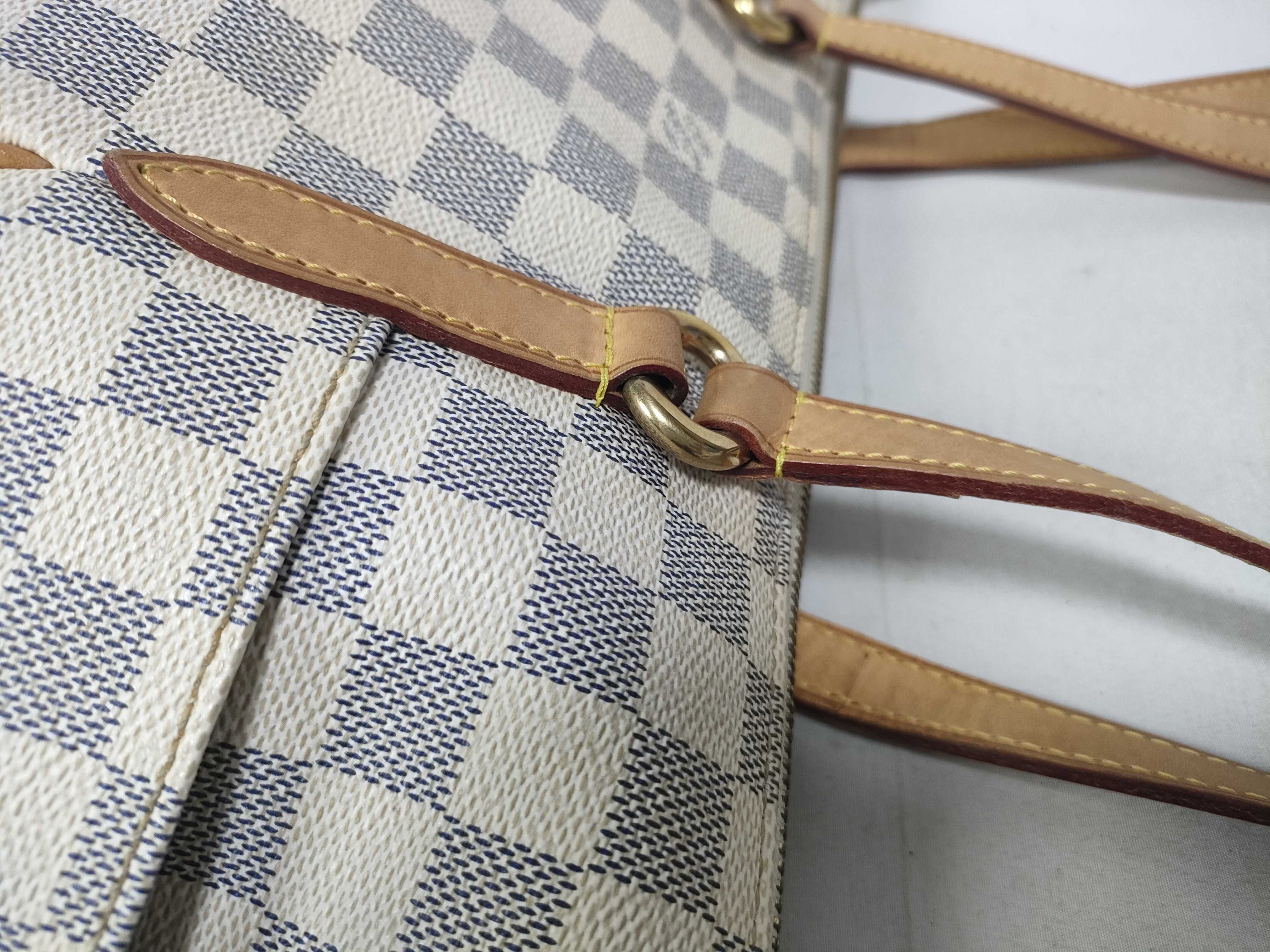 Damier Azur Totally PM Damier Azur N51261 Shoulder Bag — view 9