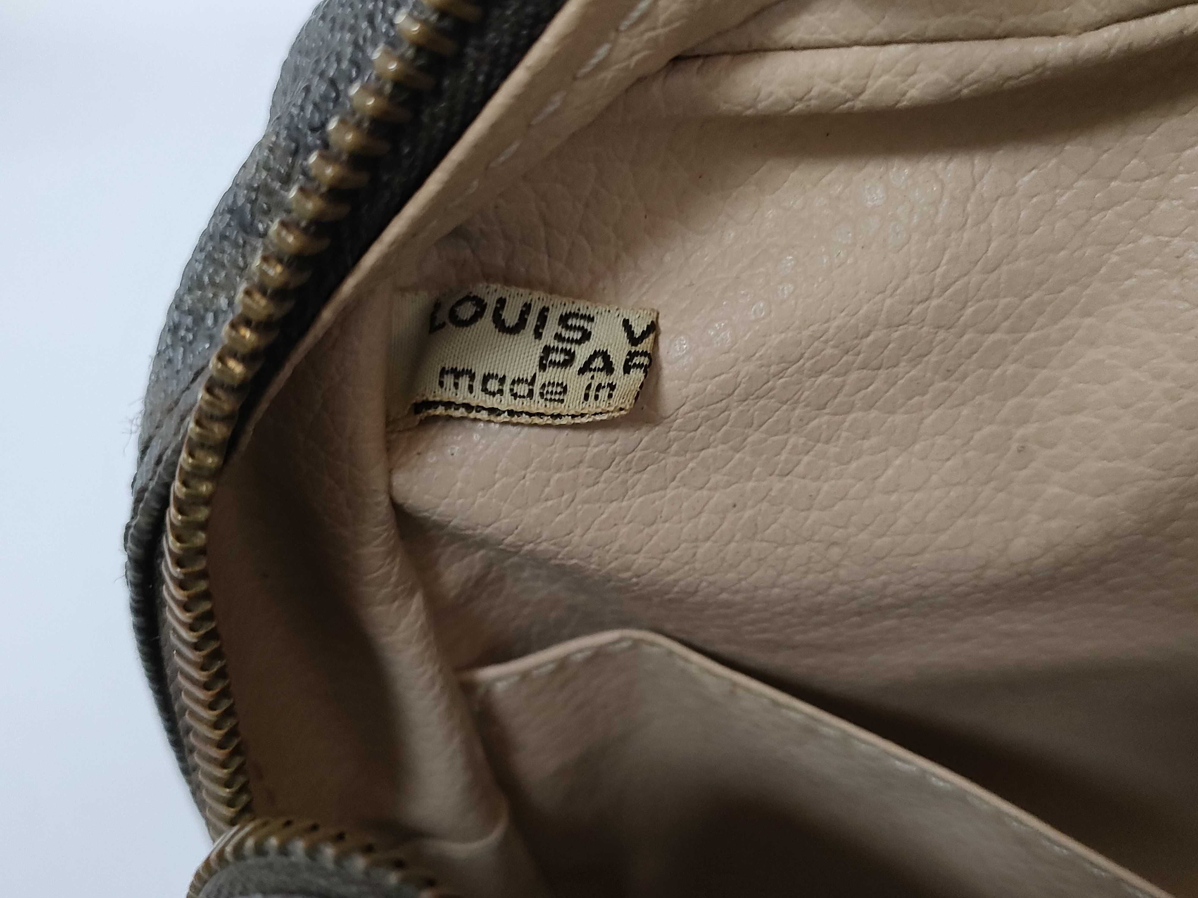 Monogram Louis Vuitton Tours Toilette 28 Pouch — view 10